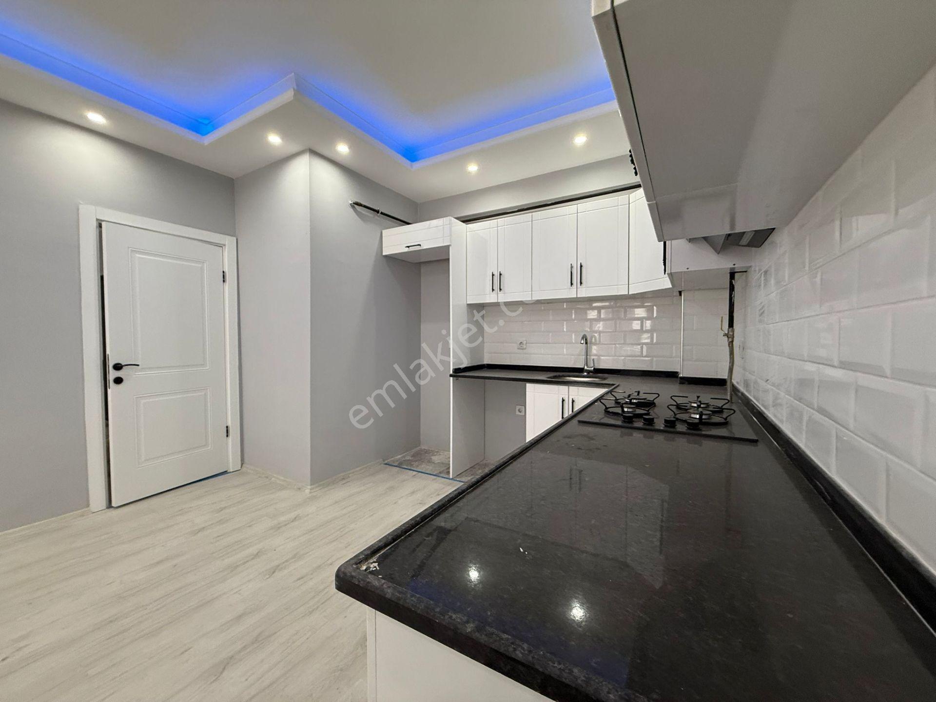 Karasu'da Havuzlu Site İçerisinde Ara Kat 2+1 Eşyasız Kiralık Daire - Görsel 13