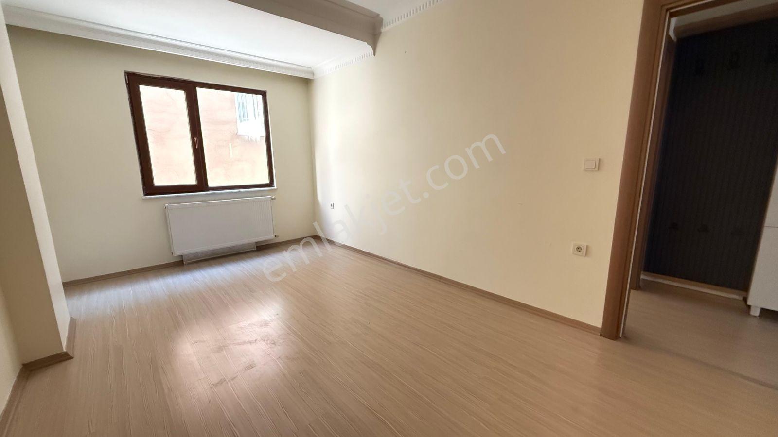 Bülent Yılmaz Emlaktan Gazi Mah Balkonlu Satılık Daire 2+1 2.kat - Görsel 24