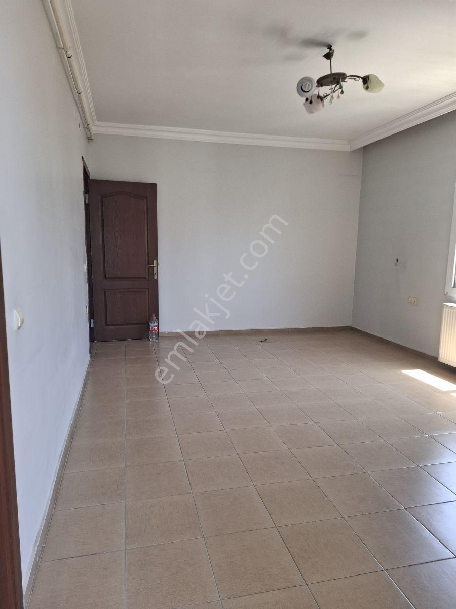 Geniş Doğalgazlı Ebeveyn Banyolu Merkezi Konumda Kiralık Daire - Görsel 30