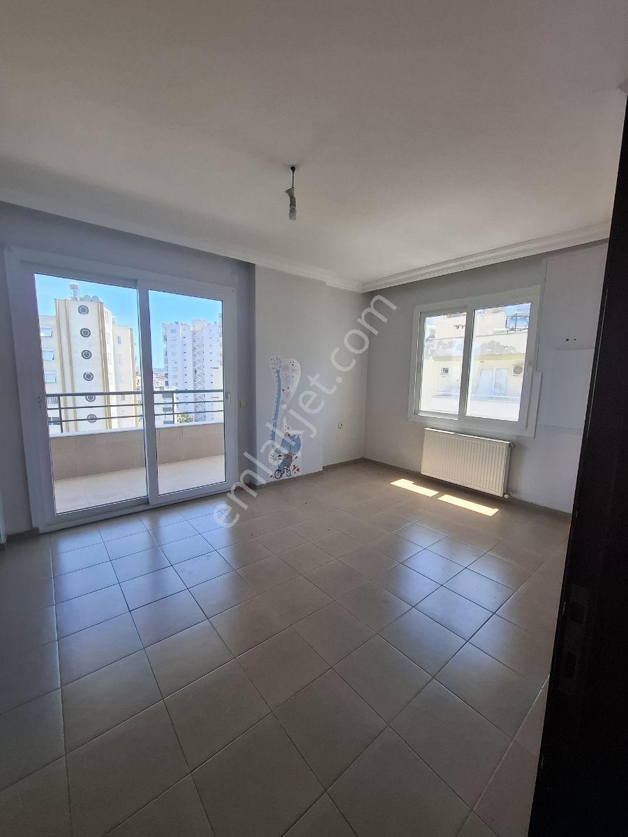 Geniş Doğalgazlı Ebeveyn Banyolu Merkezi Konumda Kiralık Daire - Görsel 25