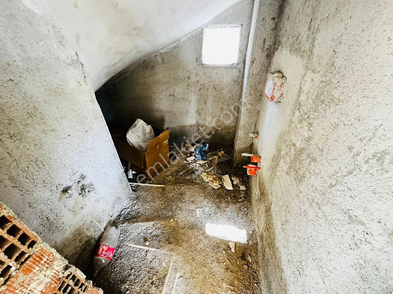Gömeç Artur Yolu Üzerinde Na Tamam 3+1 Sitede Satılık Villa - Görsel 22