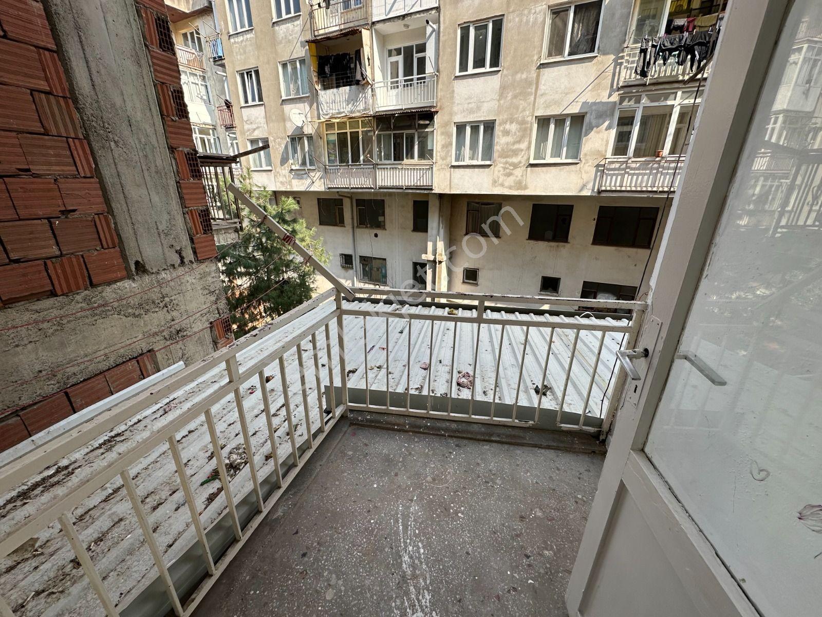 Bursa Osmangazi'de Merkezi Konumda Kiralık 2+1 Daire - Görsel 12