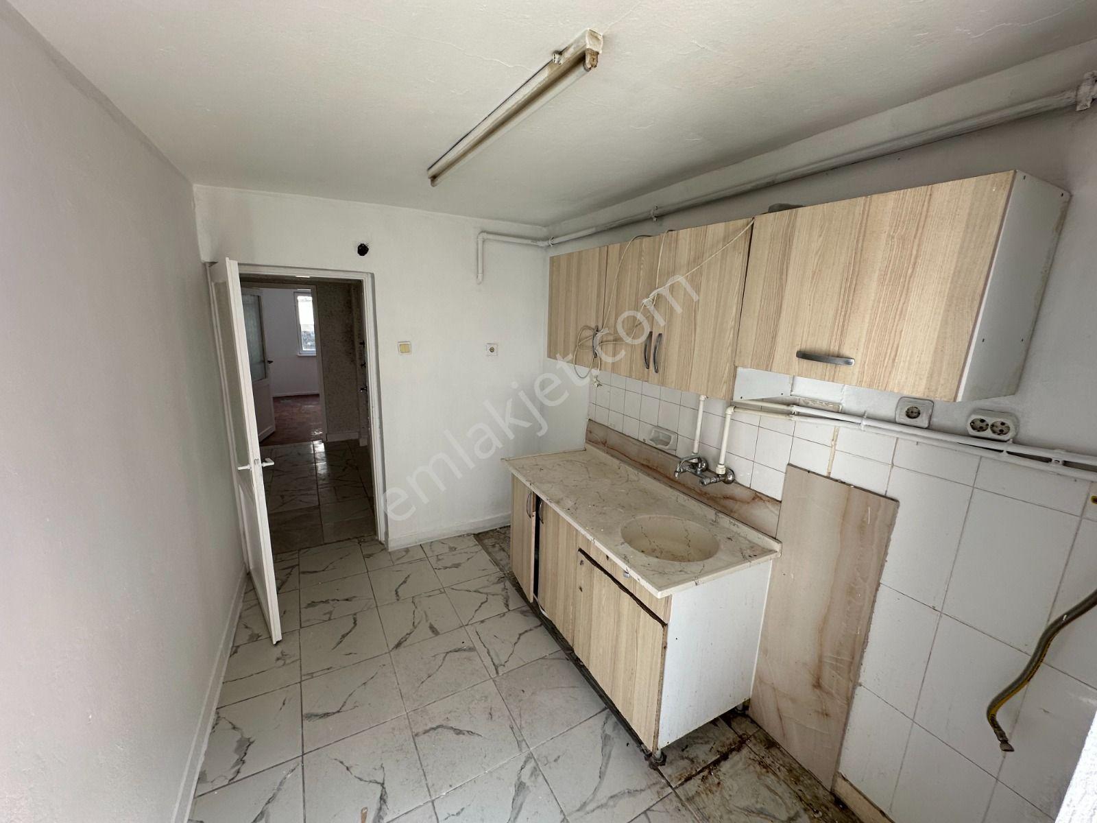 Bursa Osmangazi'de Merkezi Konumda Kiralık 2+1 Daire - Görsel 3