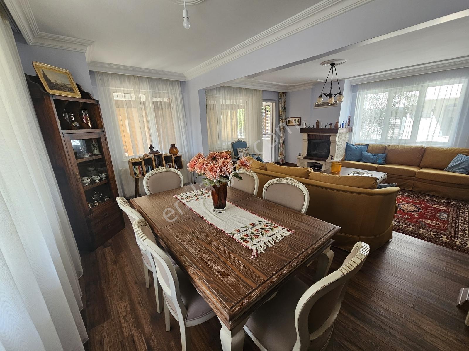 Onmax İskele'de 2+1 Şömineli, Bahçeli,denize 50 Metre Lüks Daire - Görsel 8