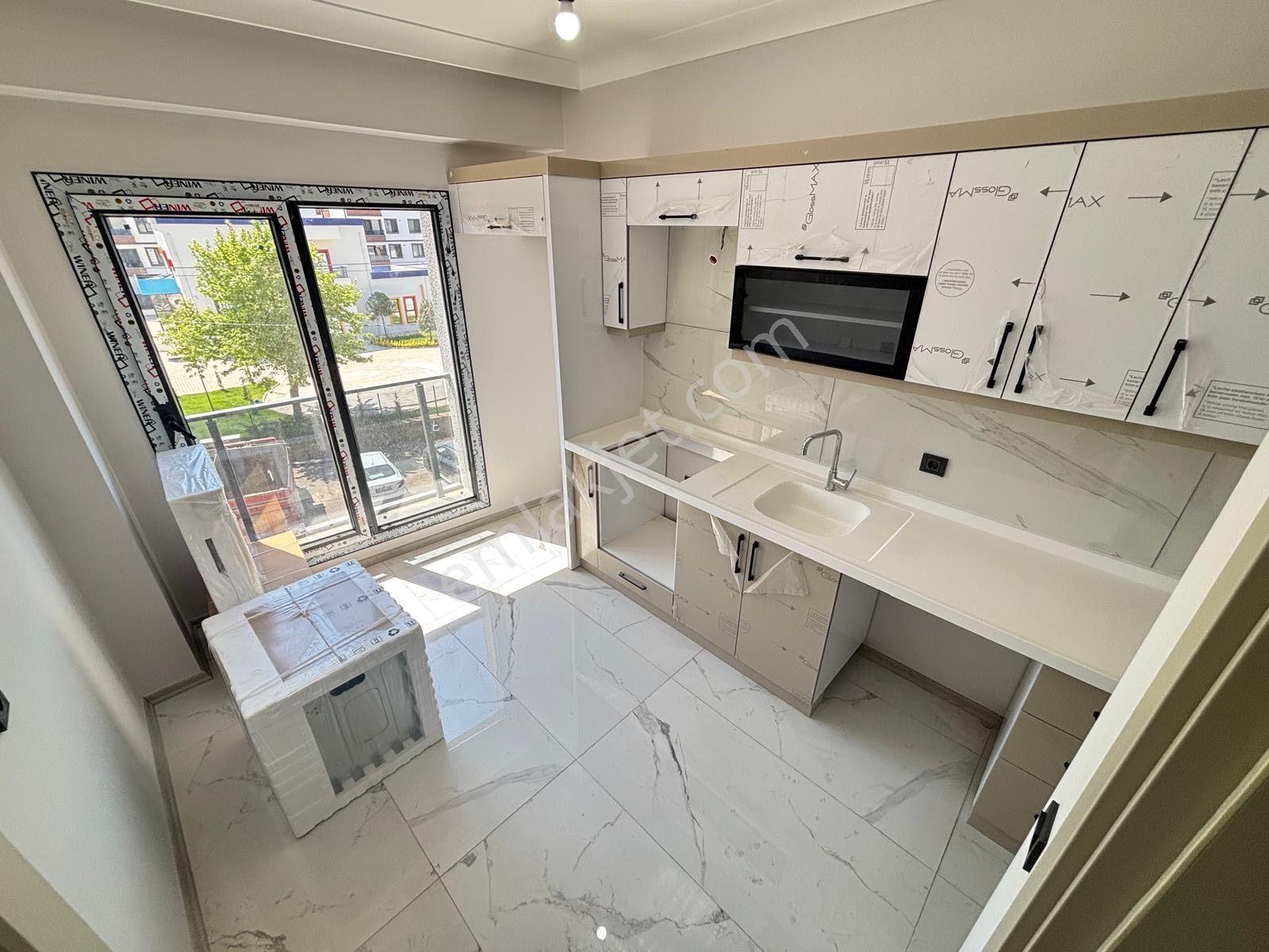 ▀▄mera Emlaktan Tuzcumurat Mh. Ayrı Mutfaklı 3+1 140m2 Lüx Daire - Görsel 13