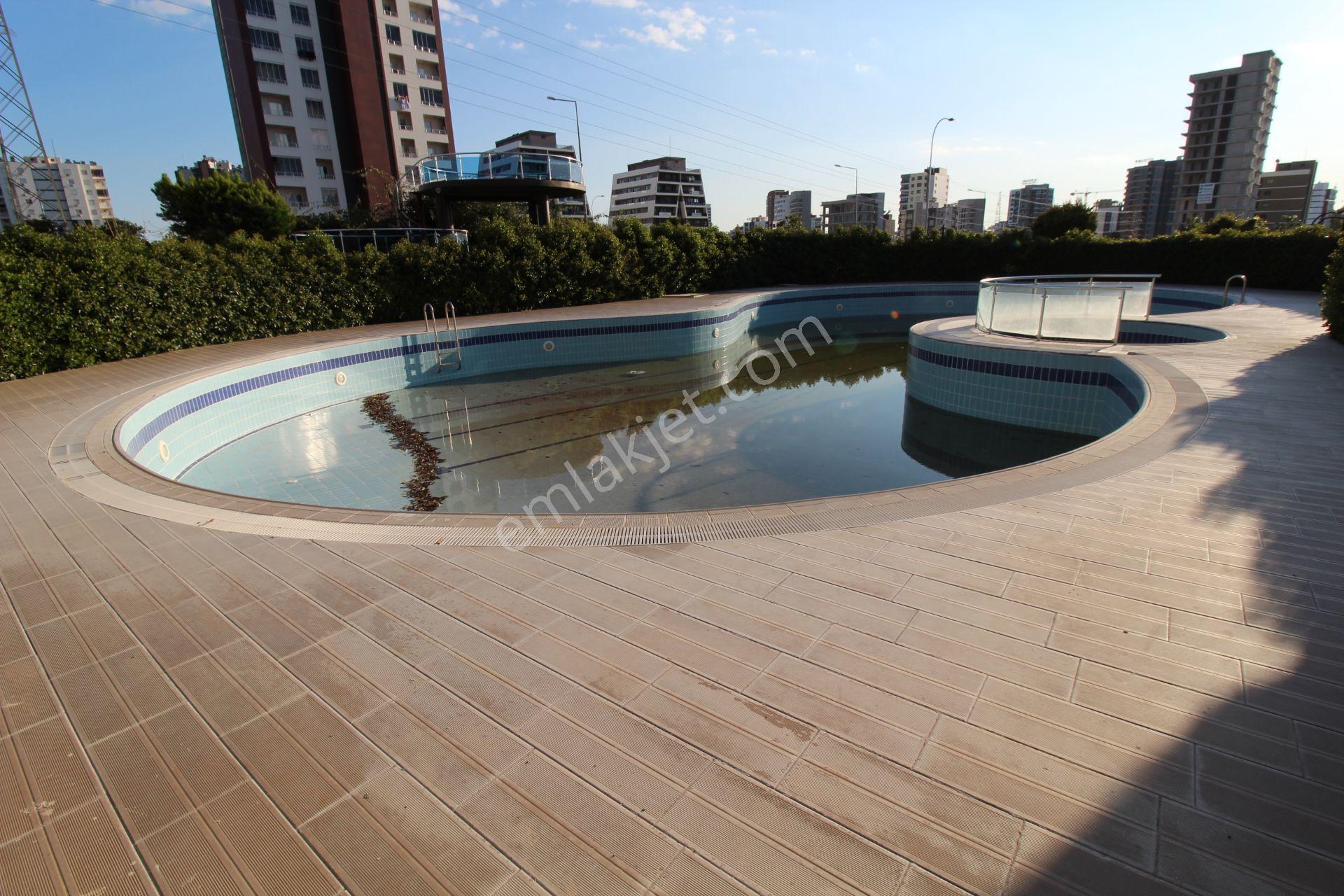 Aslan'dan 34.cadde De Geniş Peyzajlı Full Eşyalı Kiralık 1+1 - Görsel 25