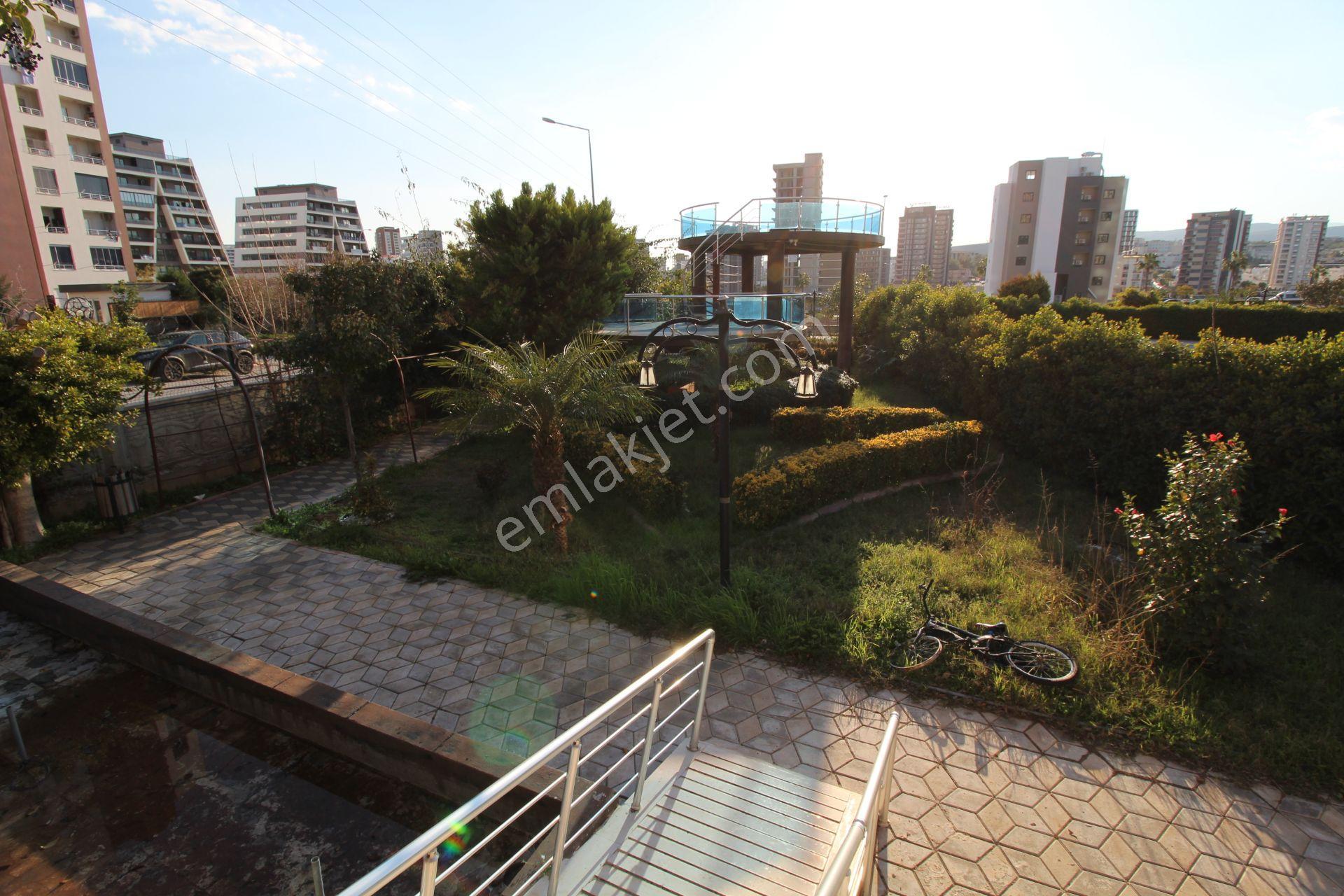 Aslan'dan 34.cadde De Geniş Peyzajlı Full Eşyalı Kiralık 1+1 - Görsel 17
