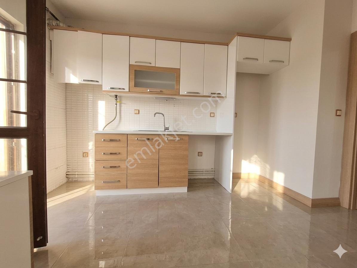 Hak Emlaktan Gümüşova Toki Konutları Satılık 2+1 Bakımlı Daire - Görsel 6