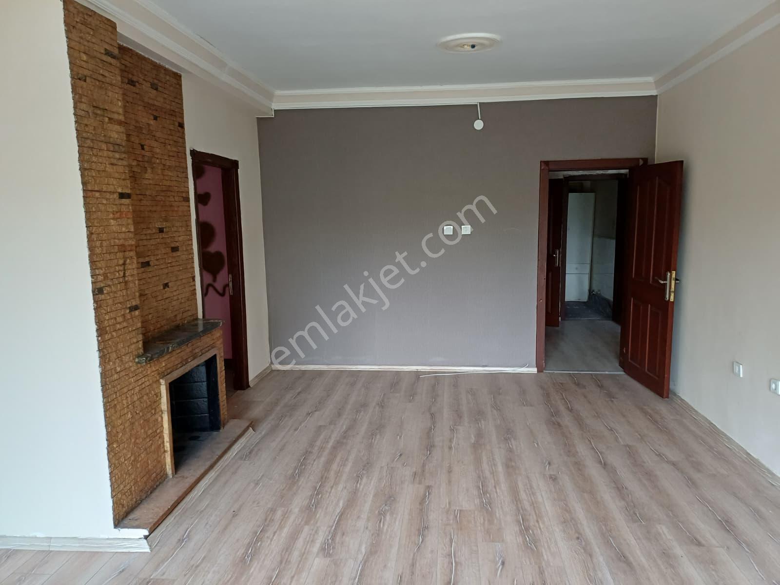 Aşağı Ayrancı Kıbrıs Sokakta Açık Otoparklı Katta Manzaralı 3+1 Satılık Daire - Görsel 7