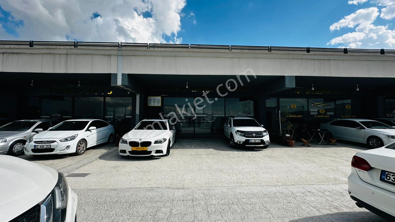 Cb Acar'dan Oto Reyonda Satılık Ön Cephe Dükkan