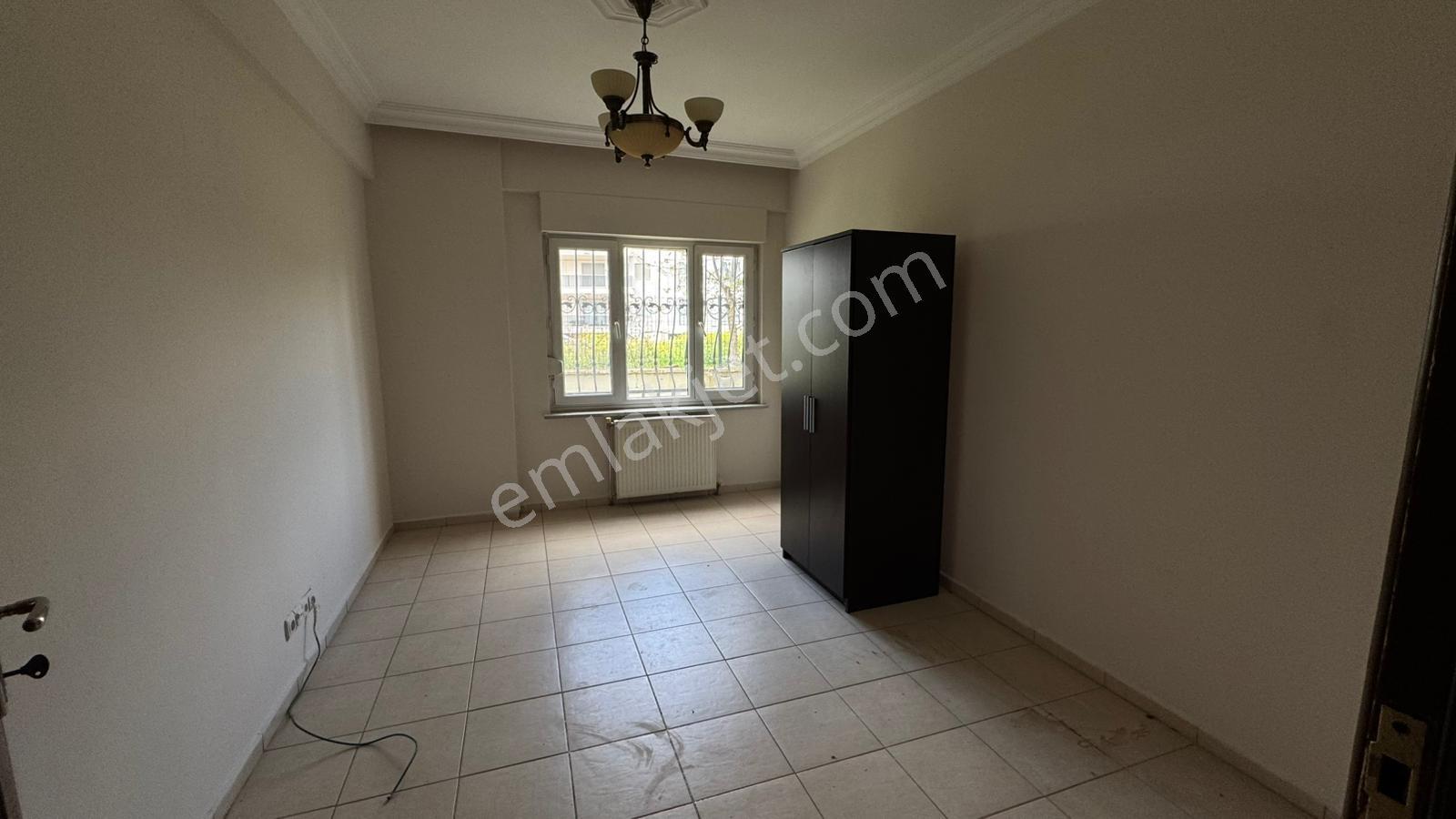 Kaan Emlaktan Bağbaşı Eski Yolda 4+1 Kiralık Lüx Daire - Görsel 12