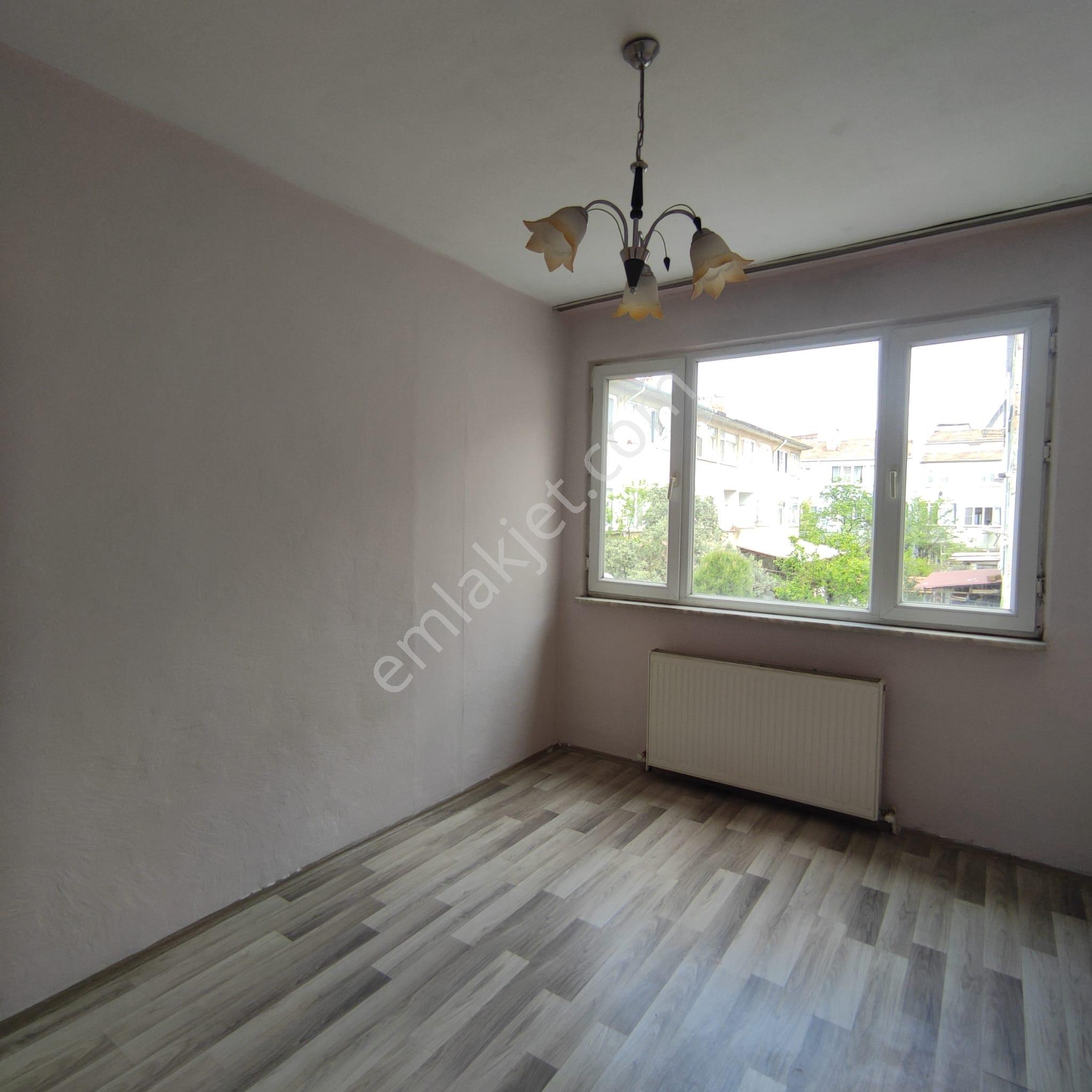 Elfi Den Gümüşçeşme Mahallesi Kiralık 2+1 Daire - Görsel 4
