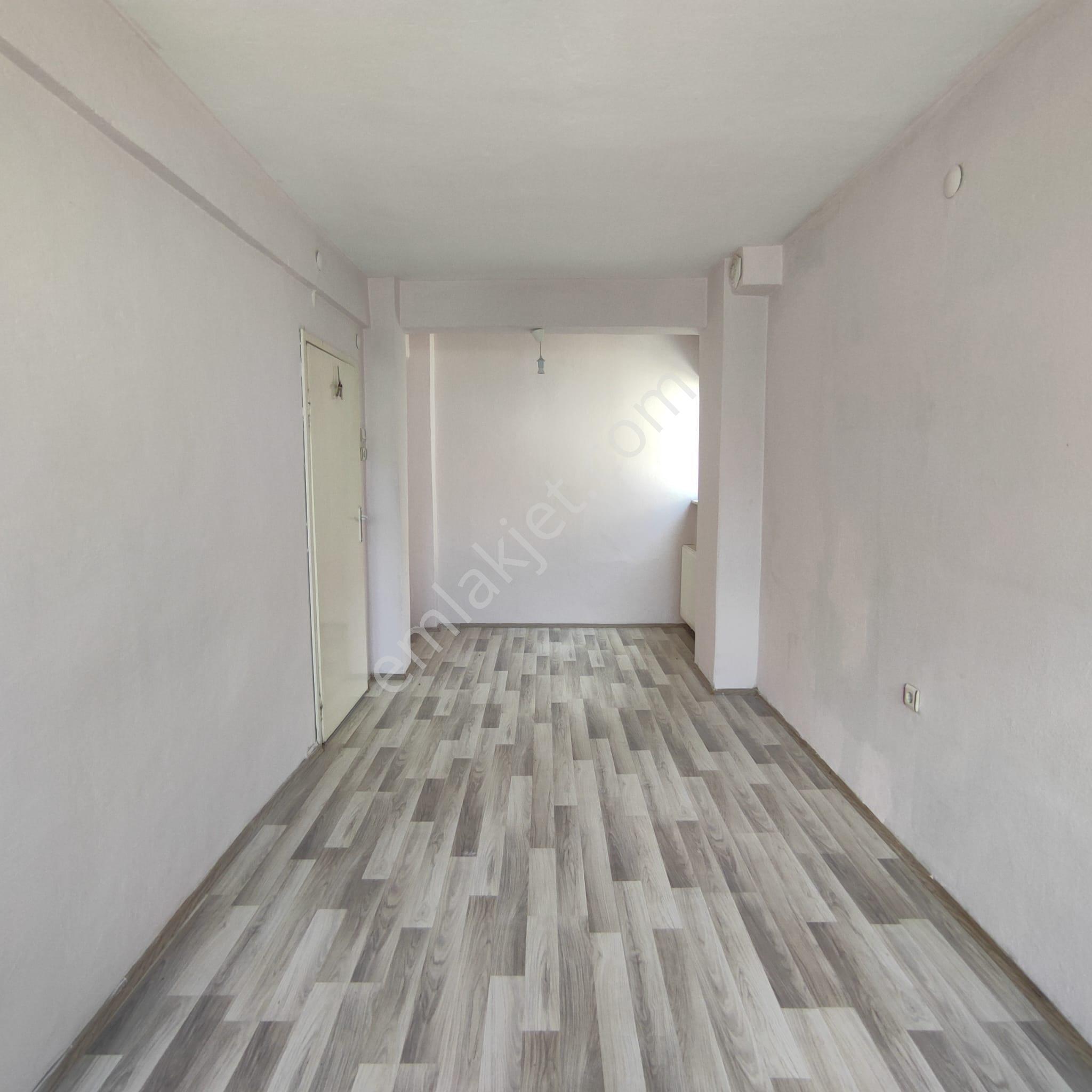 Elfi Den Gümüşçeşme Mahallesi Kiralık 2+1 Daire - Görsel 7