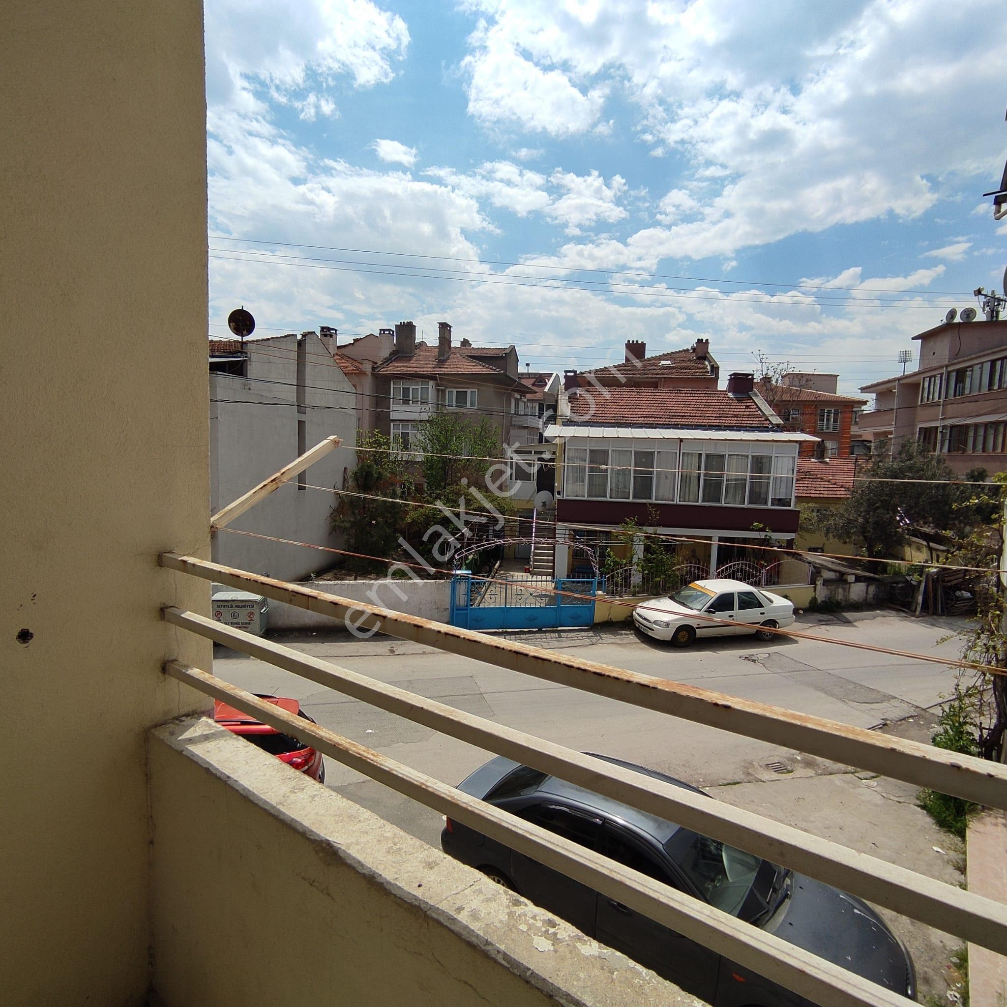 Elfi Den Gümüşçeşme Mahallesi Kiralık 2+1 Daire - Görsel 15