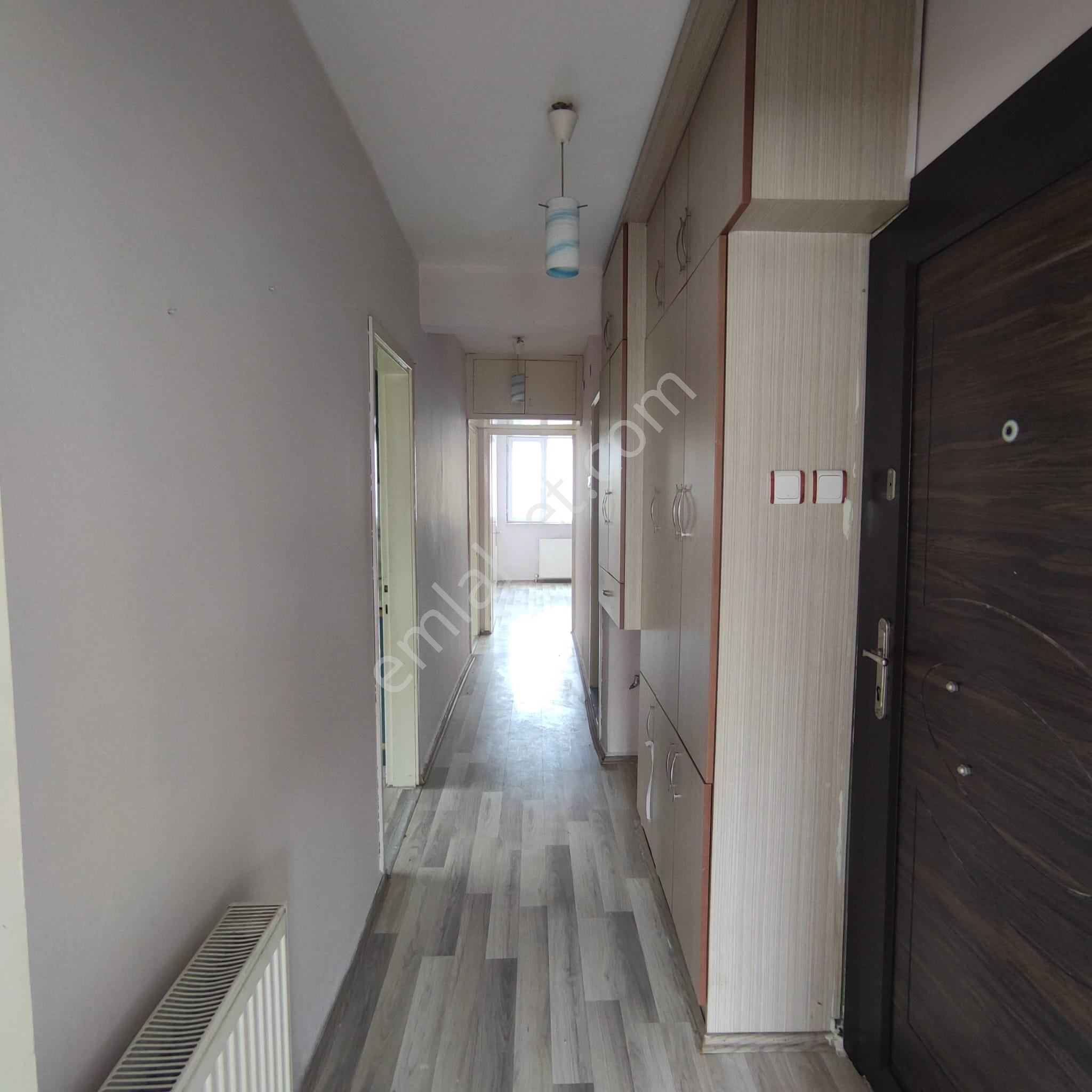 Elfi Den Gümüşçeşme Mahallesi Kiralık 2+1 Daire - Görsel 14