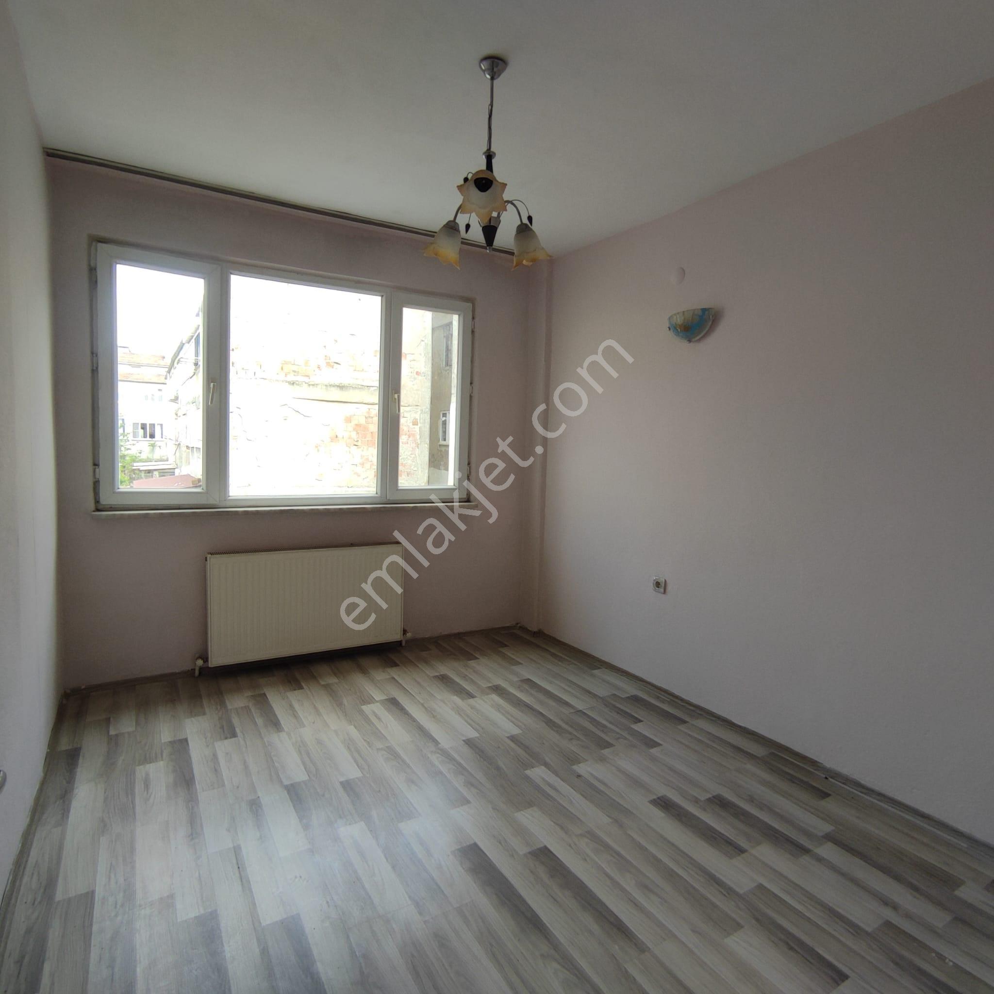 Elfi Den Gümüşçeşme Mahallesi Kiralık 2+1 Daire - Görsel 5