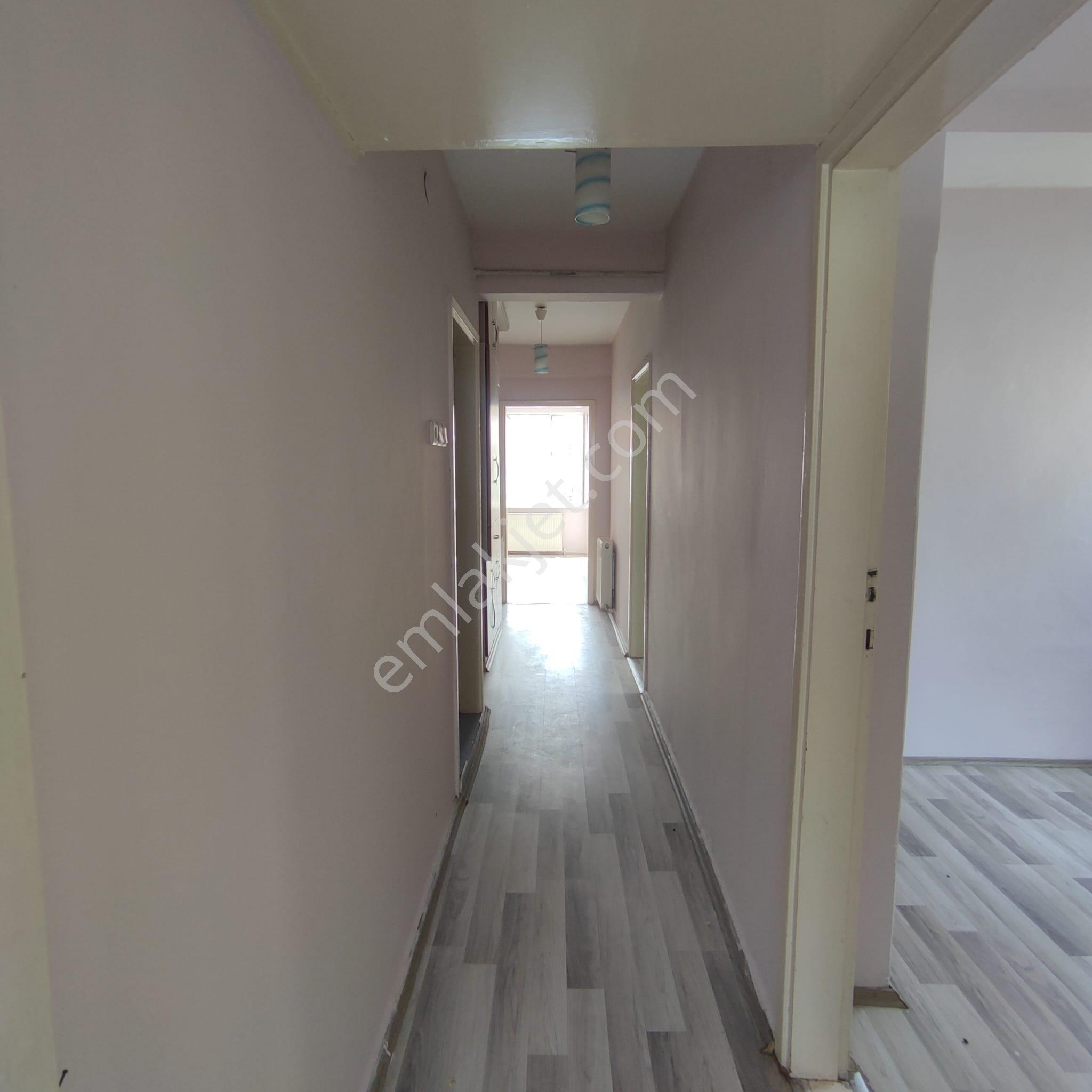 Elfi Den Gümüşçeşme Mahallesi Kiralık 2+1 Daire - Görsel 13
