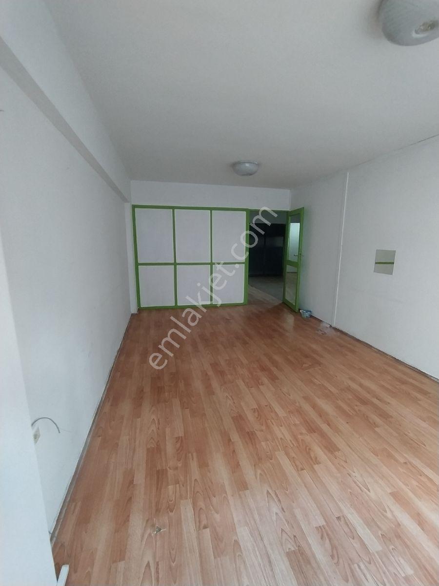 Ahşena Gayrimenkul'den Bursa Merkezde 2+1 Kiralık Büro&ofis - Görsel 23