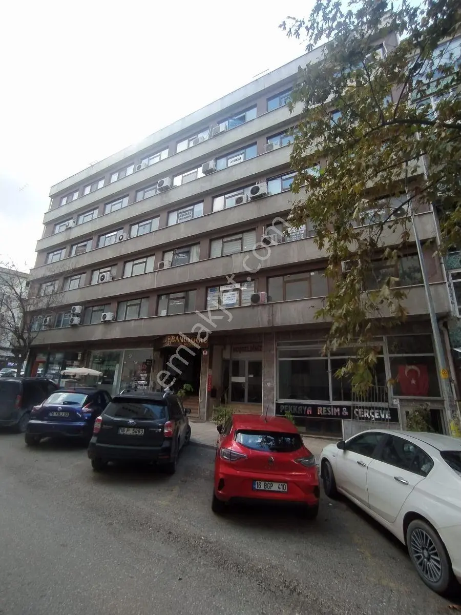 Ahşena Gayrimenkul'den Bursa Merkezde Kiralık Dükkan & Mağaza