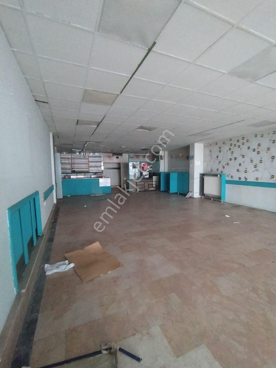 Ahşena Gayrimenkul'den Bursa Merkezde Kiralık Dükkan & Mağaza - Görsel 7