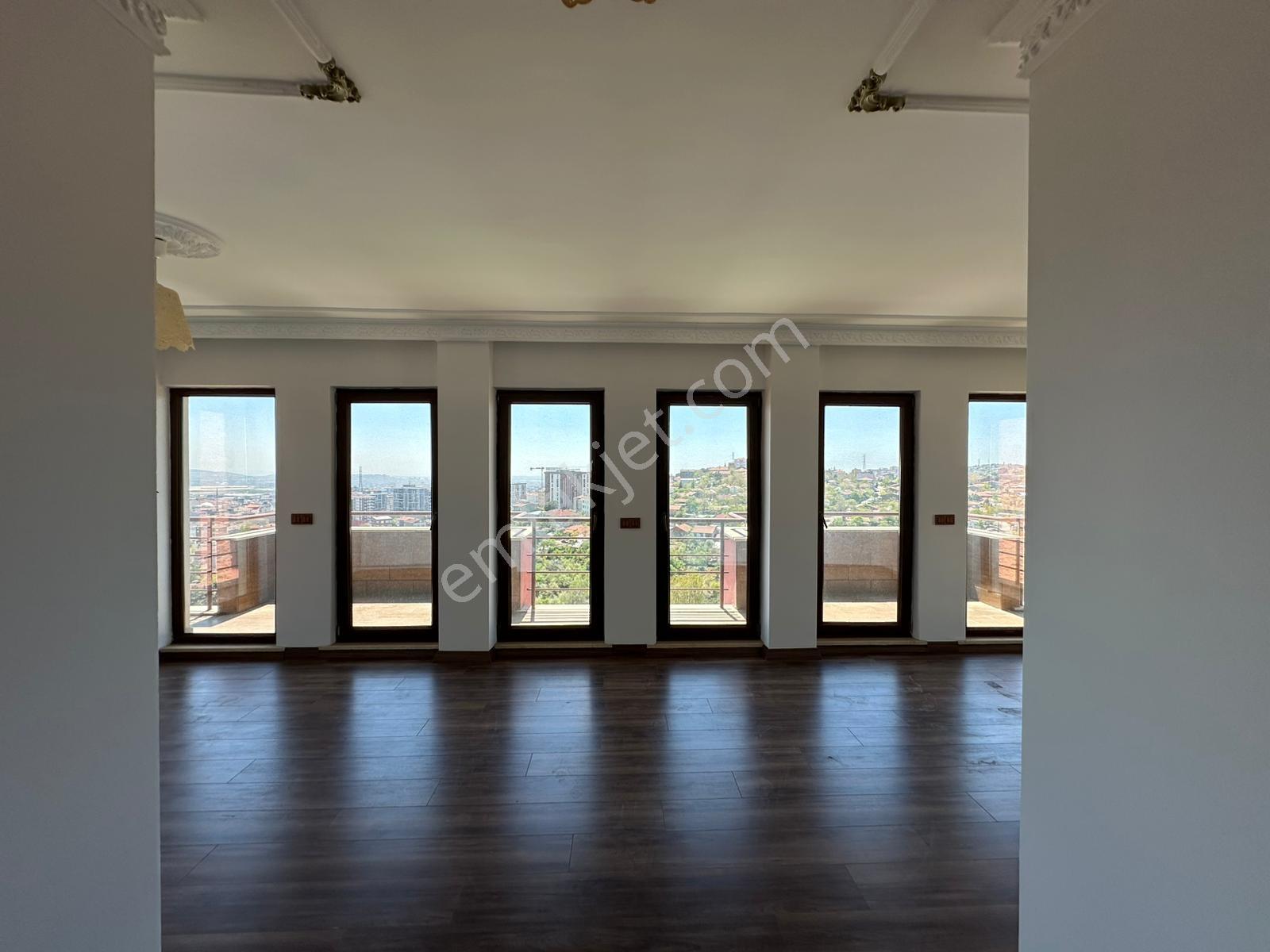 Lara Teras'ta Kiralık Eşyalı 4+2 Villa - Görsel 29