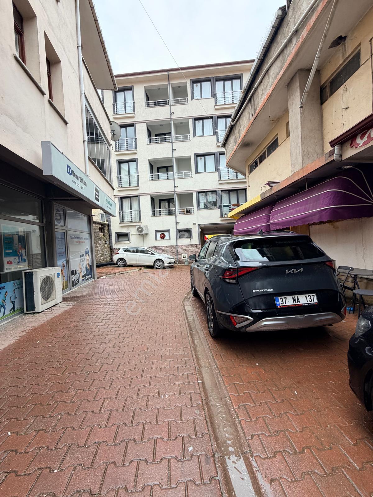 Cide Demirtaş Emlak Güvencesi İle Satılık 3+1 Çarşı Merkezinde Daire - Görsel 27
