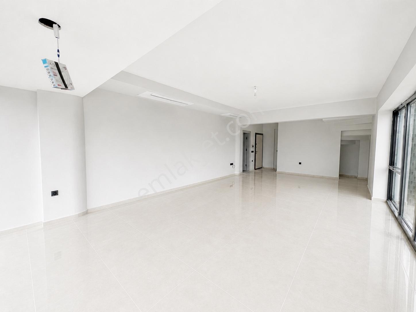 Babataşı Mah. Girne Koleji Karşısı Kiralık 2+1 Dubleks Ofis - Görsel 6