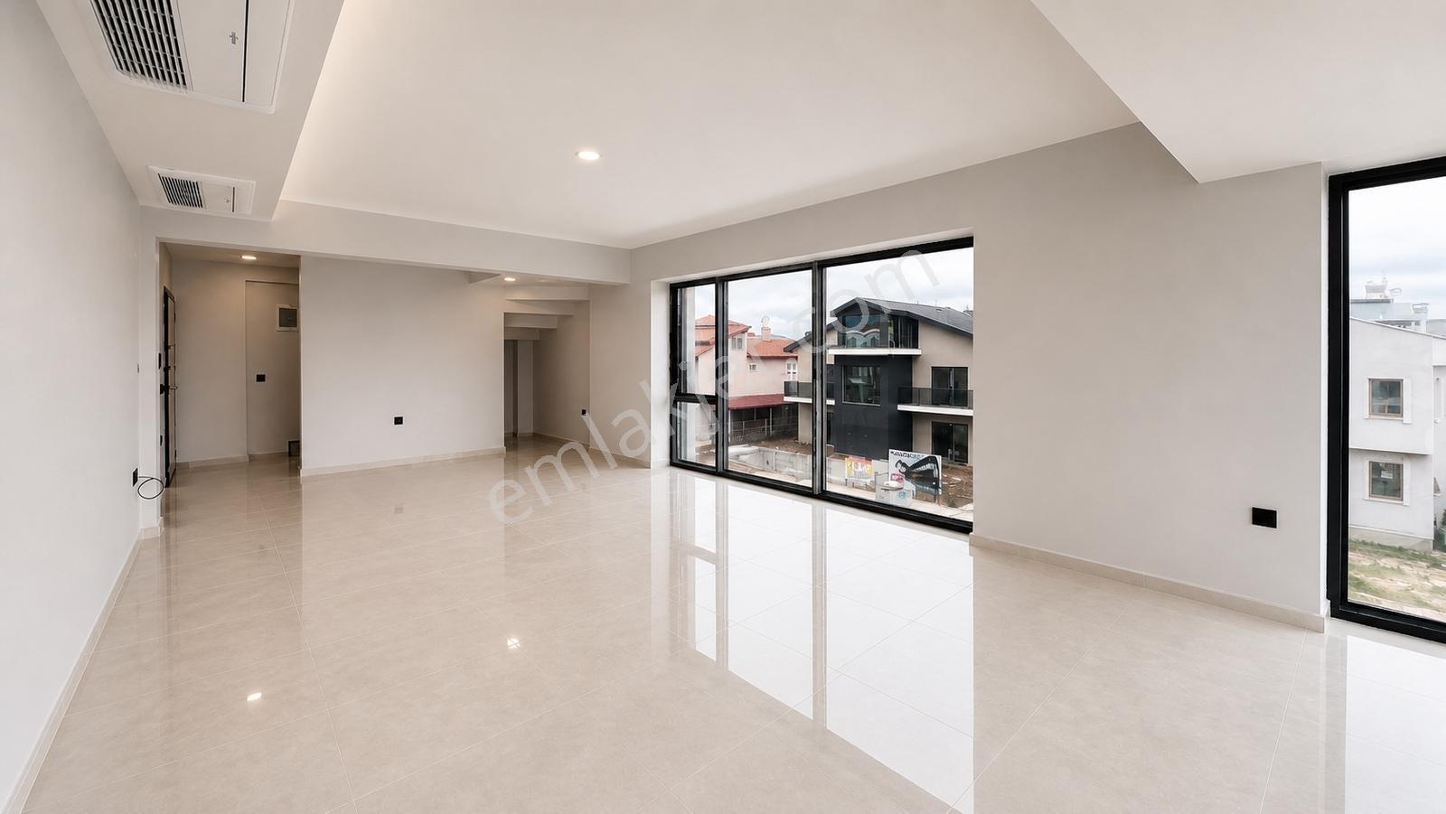 Babataşı Mah. Girne Koleji Karşısı Kiralık 2+1 Dubleks Ofis - Görsel 10