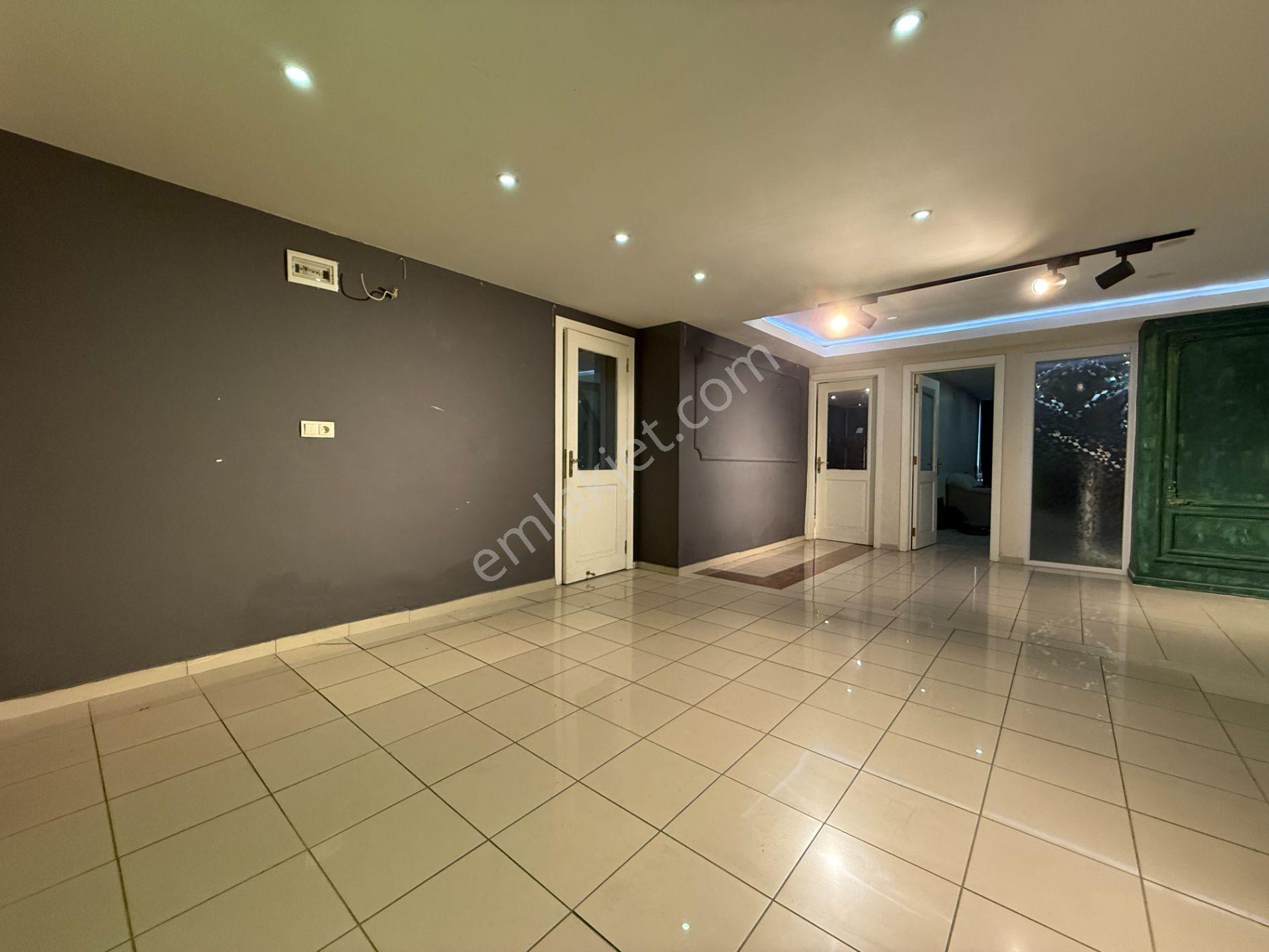 Toros Caddesinde 120 M2 3 Bölüm Wc+mutfak+kiler Kiralık Ofis&işyeri - Görsel 4