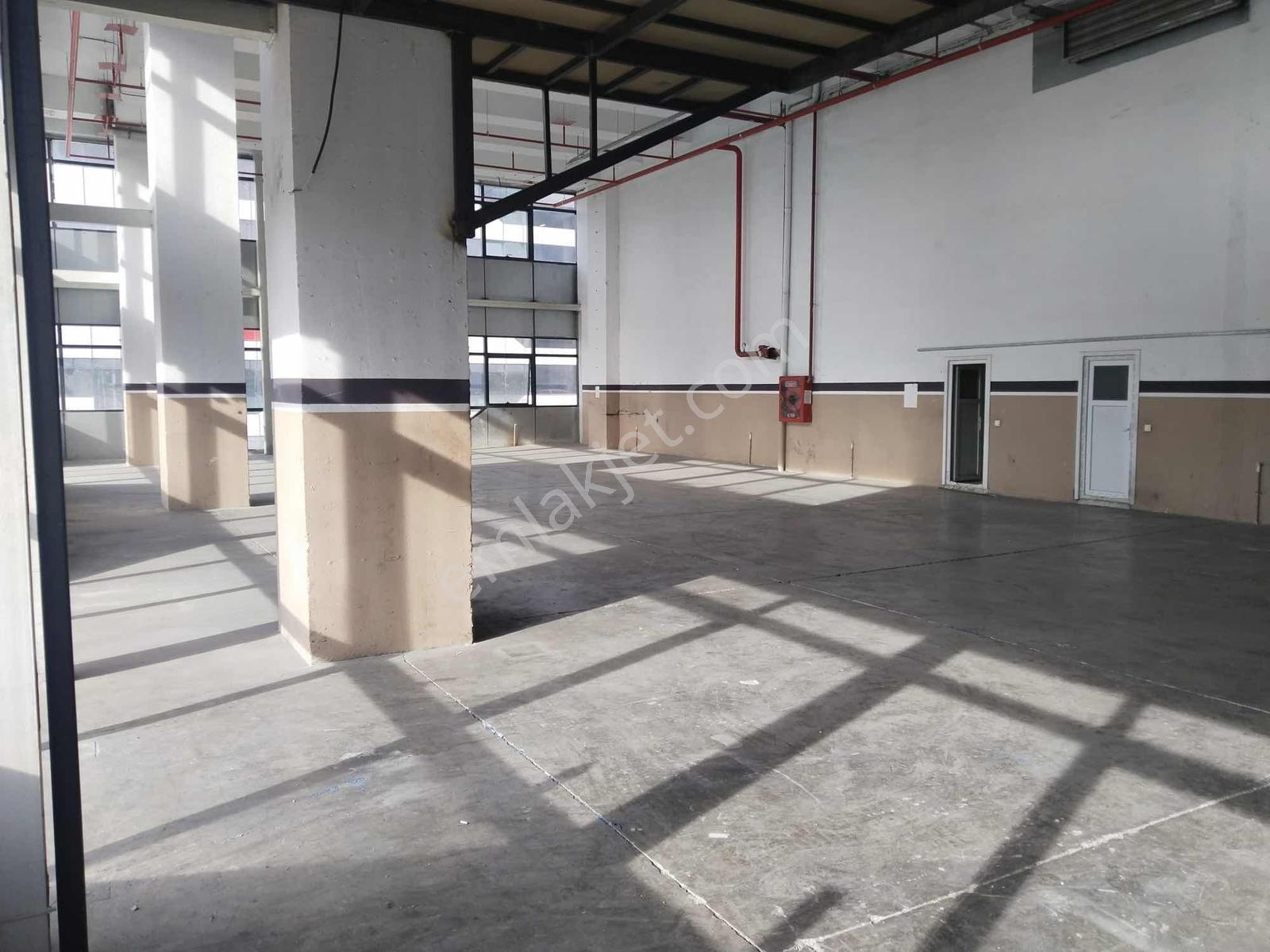 İkitelli Osb Trios İş Merkezinde Satılık Büyük İmalathane - Görsel 10