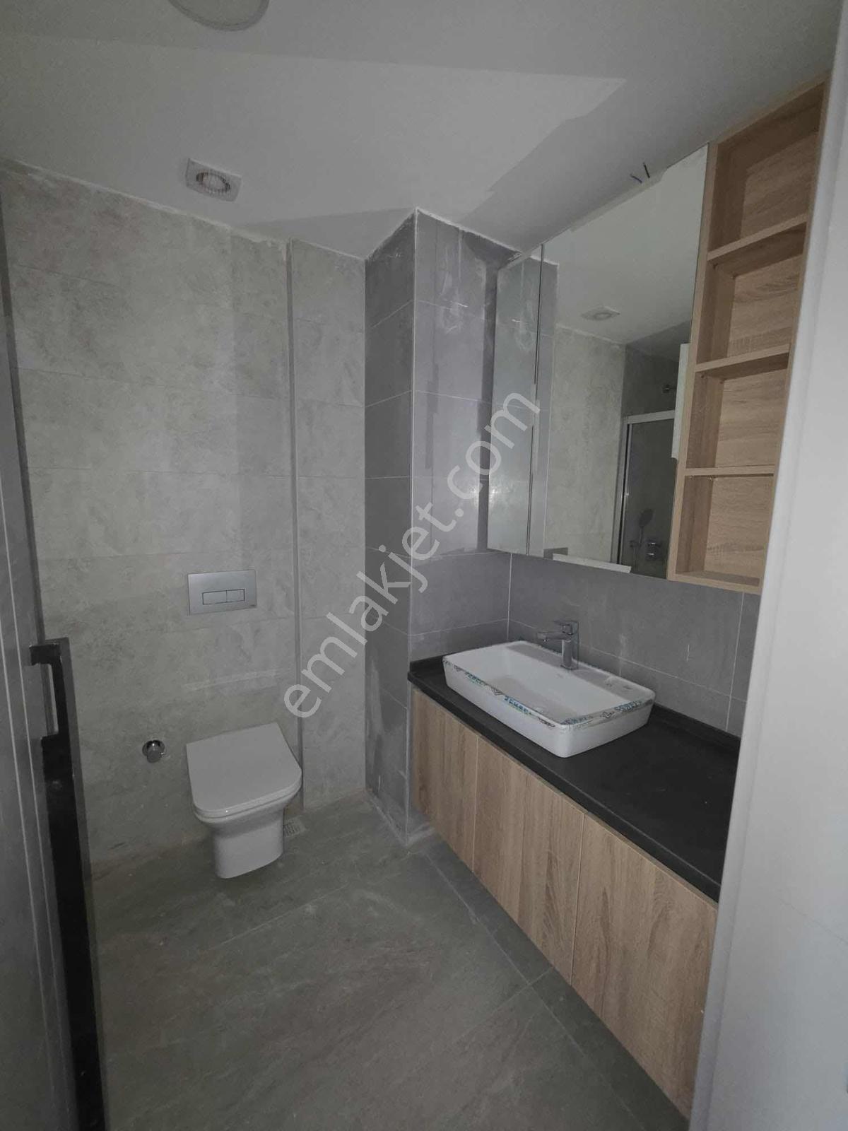 İpektaş Cadde/sitesinde İskanlı/oturuma Hazır/katta/satılık/1+1 - Görsel 16