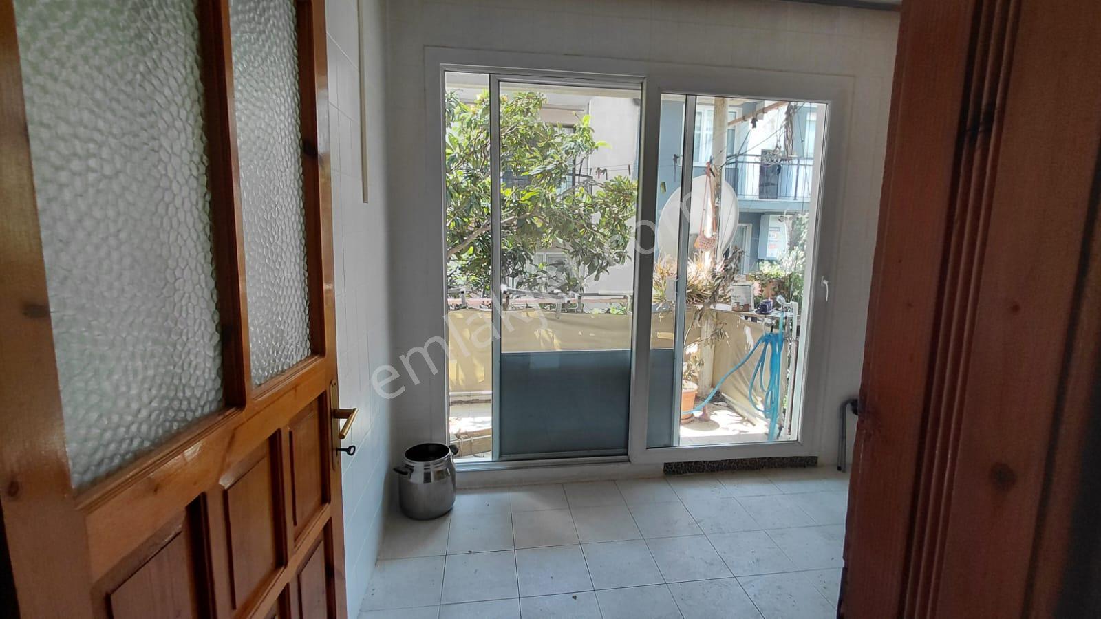 Bornova İnönü Mahallesinde 3+1 Kiralık Daire - Görsel 9