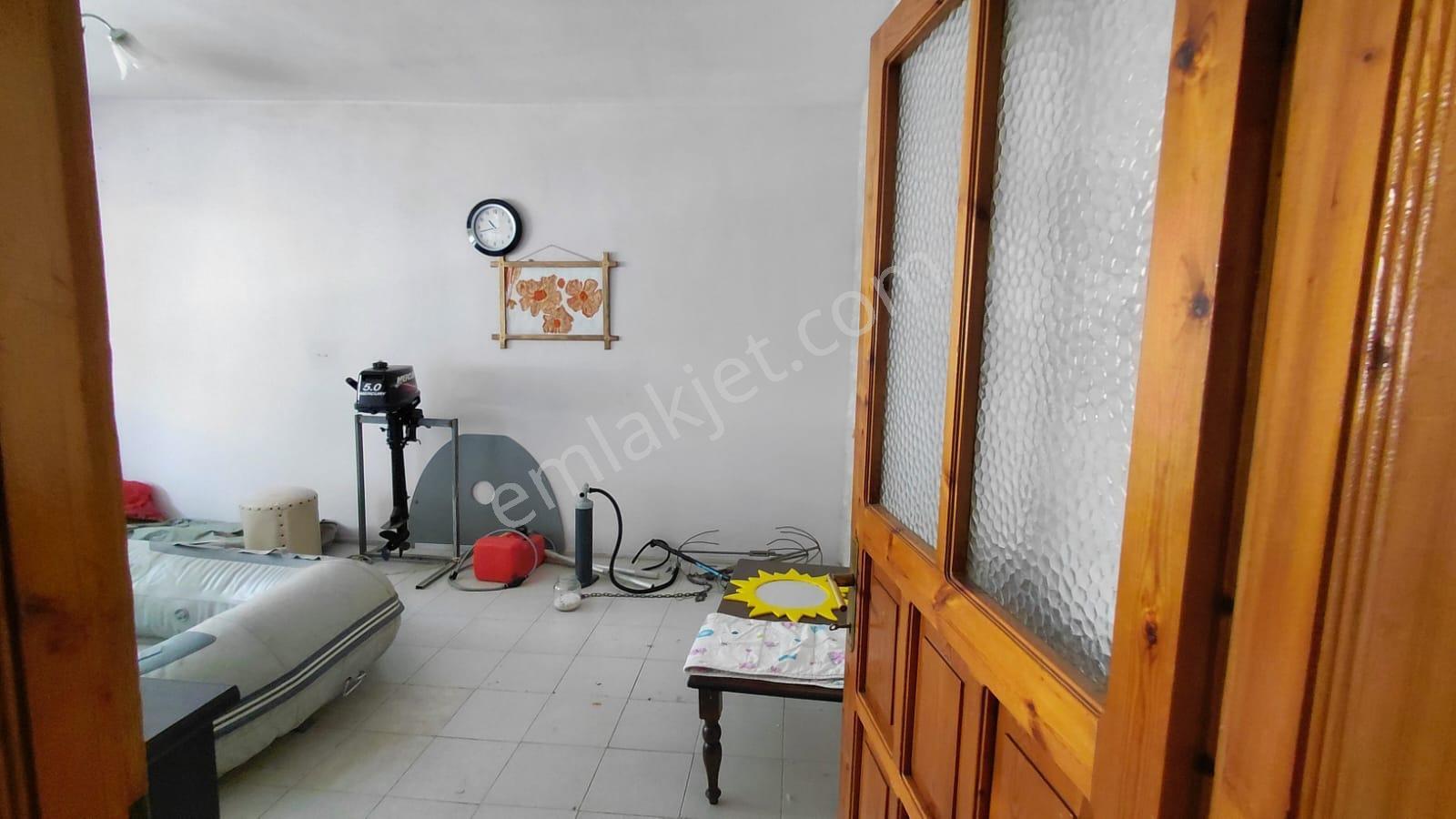 Bornova İnönü Mahallesinde 3+1 Kiralık Daire - Görsel 19