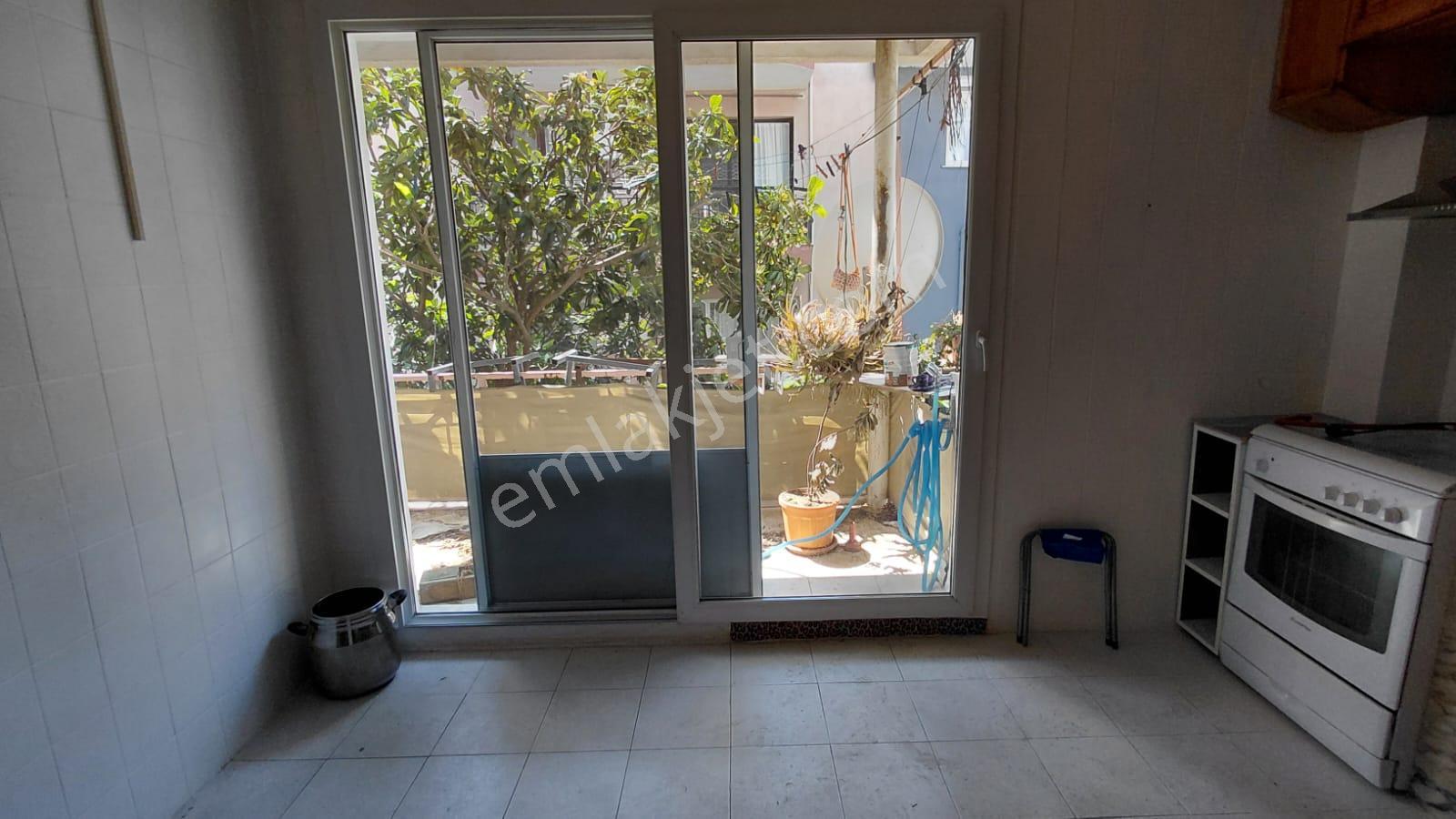 Bornova İnönü Mahallesinde 3+1 Kiralık Daire - Görsel 6
