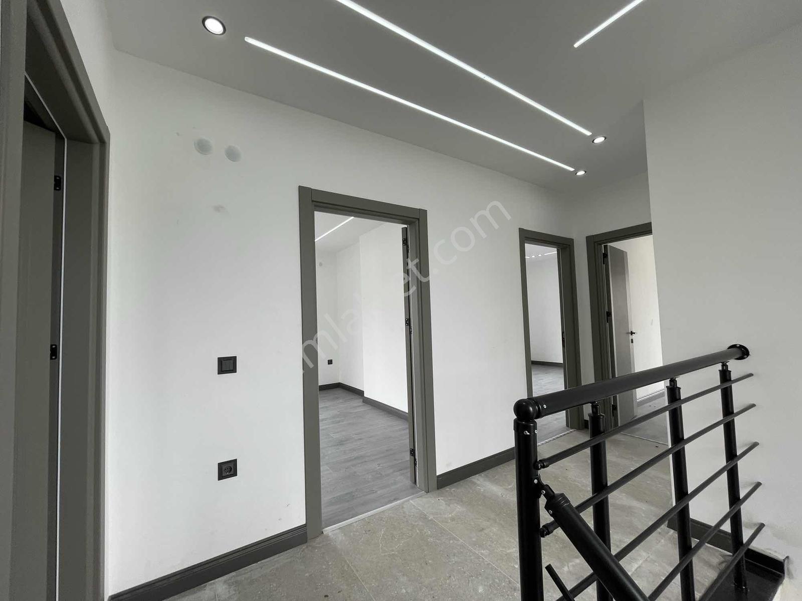 #mega Yapı# Sınırlı Sayıda 3+1 Lüks Villa Fırsatı - Görsel 24