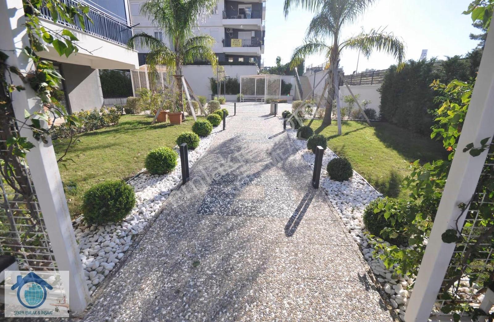 Sarülarda Full Manzaralı Asansörlü Havuzlu Daire - Görsel 22