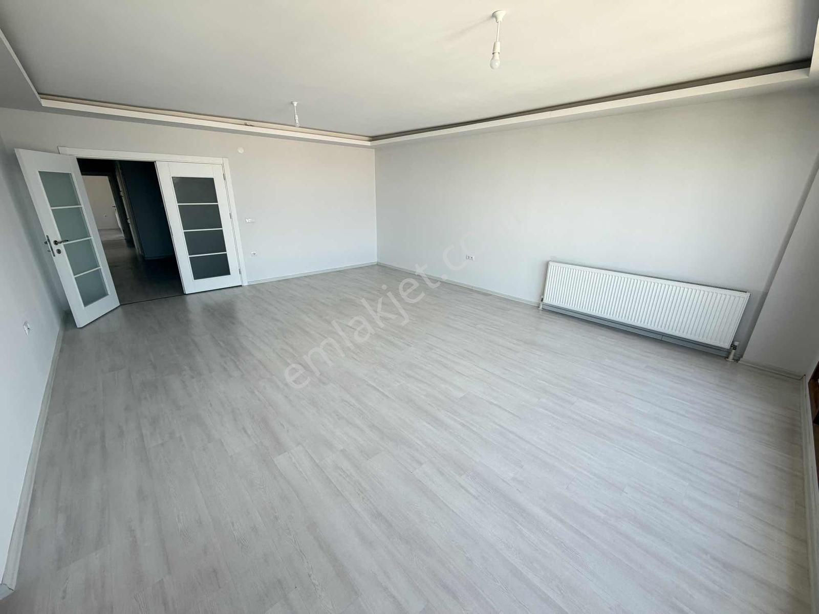Yalıncak Yalıkent Sitesi 3+1 Kiralık Daire - Görsel 16