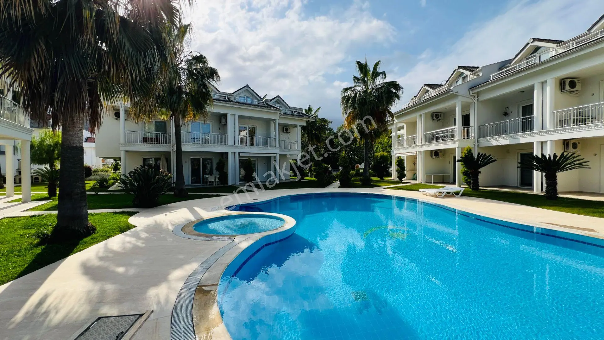 Kemer Merkezde Satılık Köşe Dubleks Daire - Görsel 2