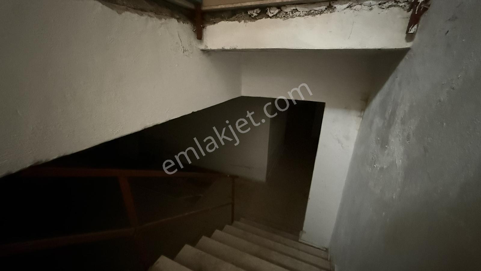 Arif Emlaktan Kiralık Doğalgazlı Ana Cadde Üstü Dükkan - Görsel 16