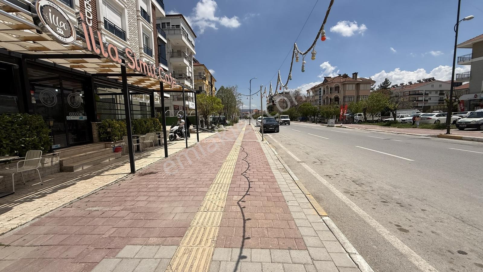 Arif Emlaktan Kiralık Doğalgazlı Ana Cadde Üstü Dükkan - Görsel 25