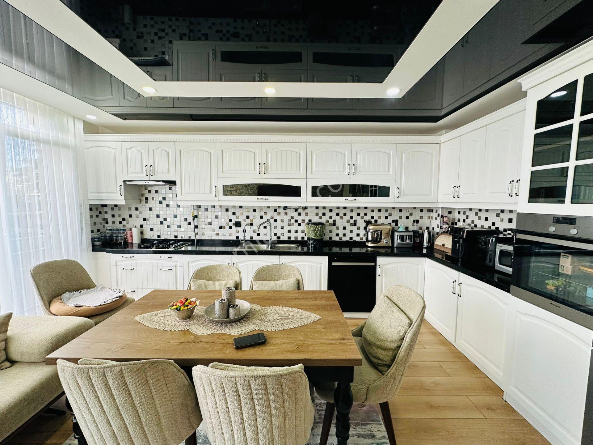 Çerkezköy Tepe Forest City'de Satılık 3+1 Bahçe Dubleks Daire - Görsel 9