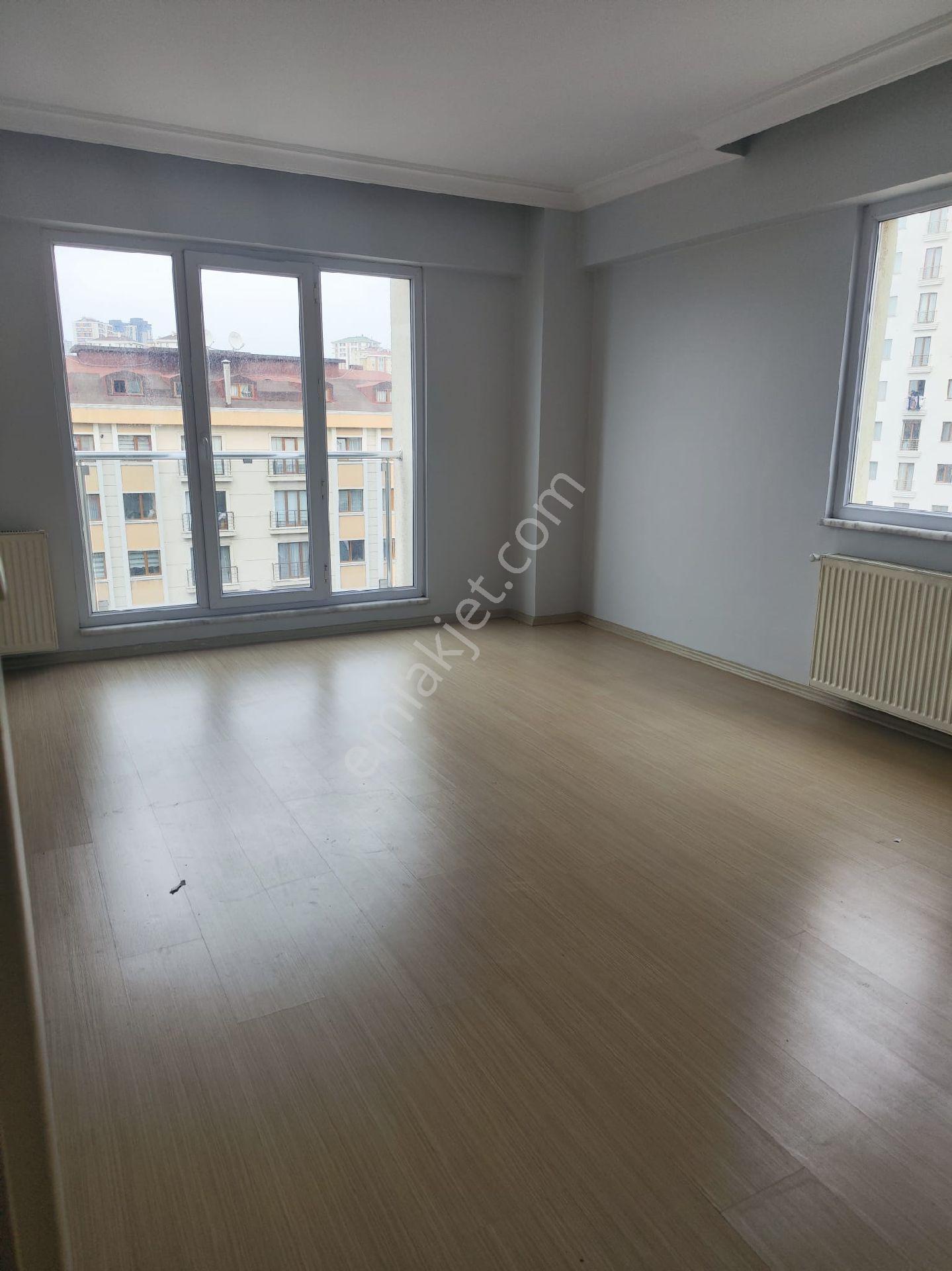 Ümraniye Site Mahallesi Site İçi 7. Kat 2+1 90 Metre Asansör Boya Havuzlu - Görsel 22
