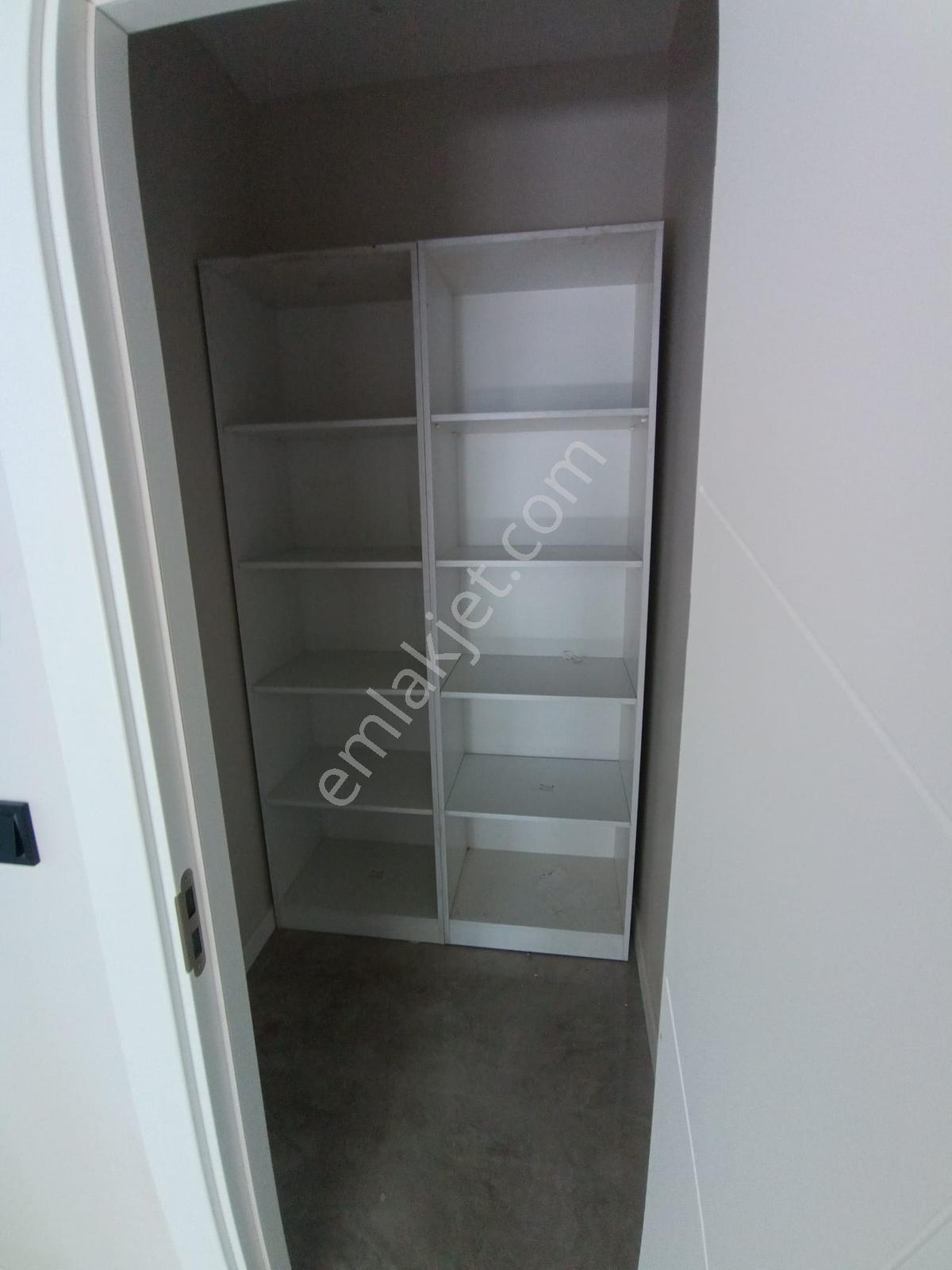 Kapalı Garajlı Yeni Yapı 4+1 Yerden Isıtma Gıyınme Odalı - Görsel 9