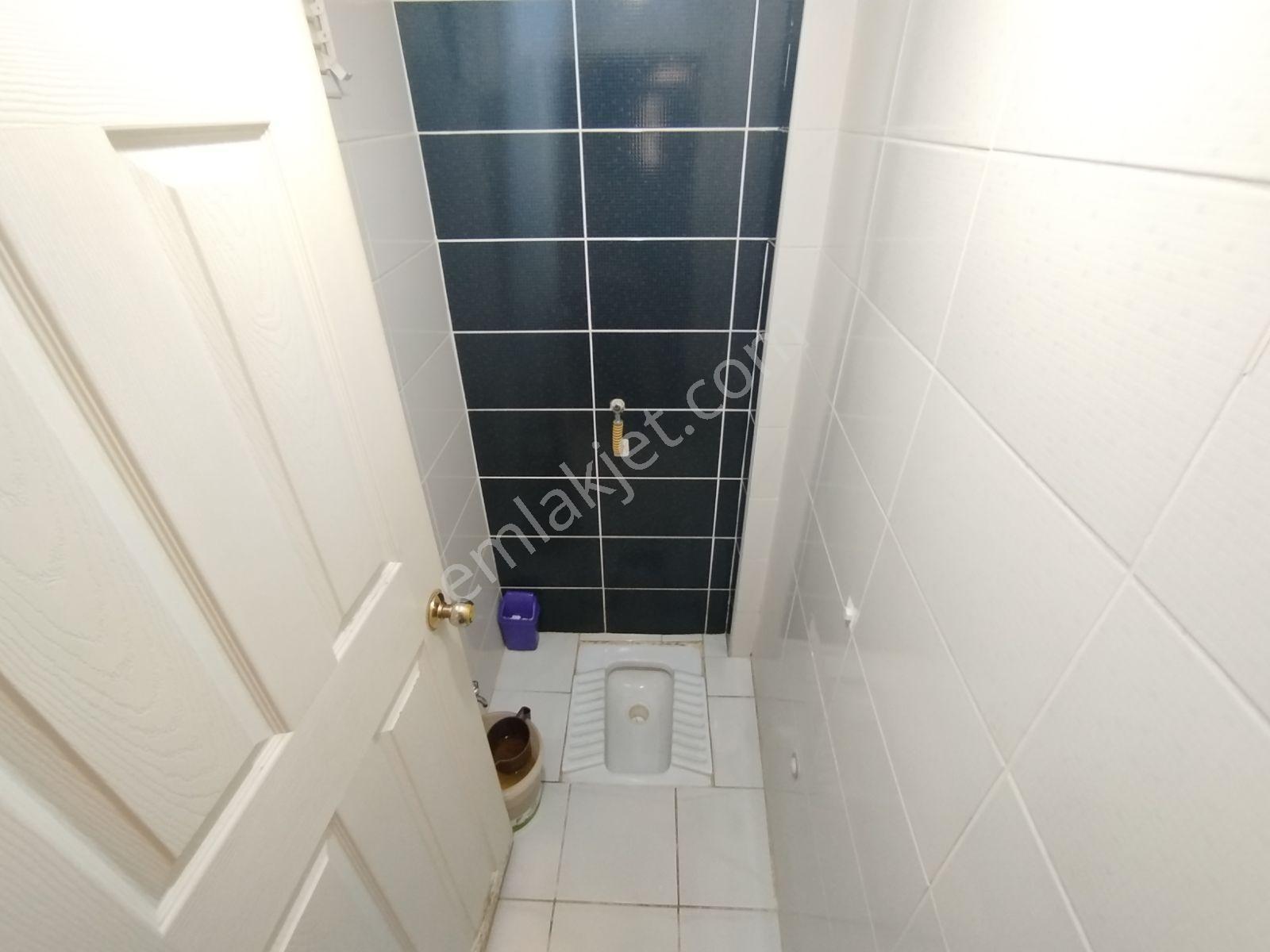 Merkezi Konumda Metro Yakını Full Eşyalı Geniş 2+1 - Görsel 16