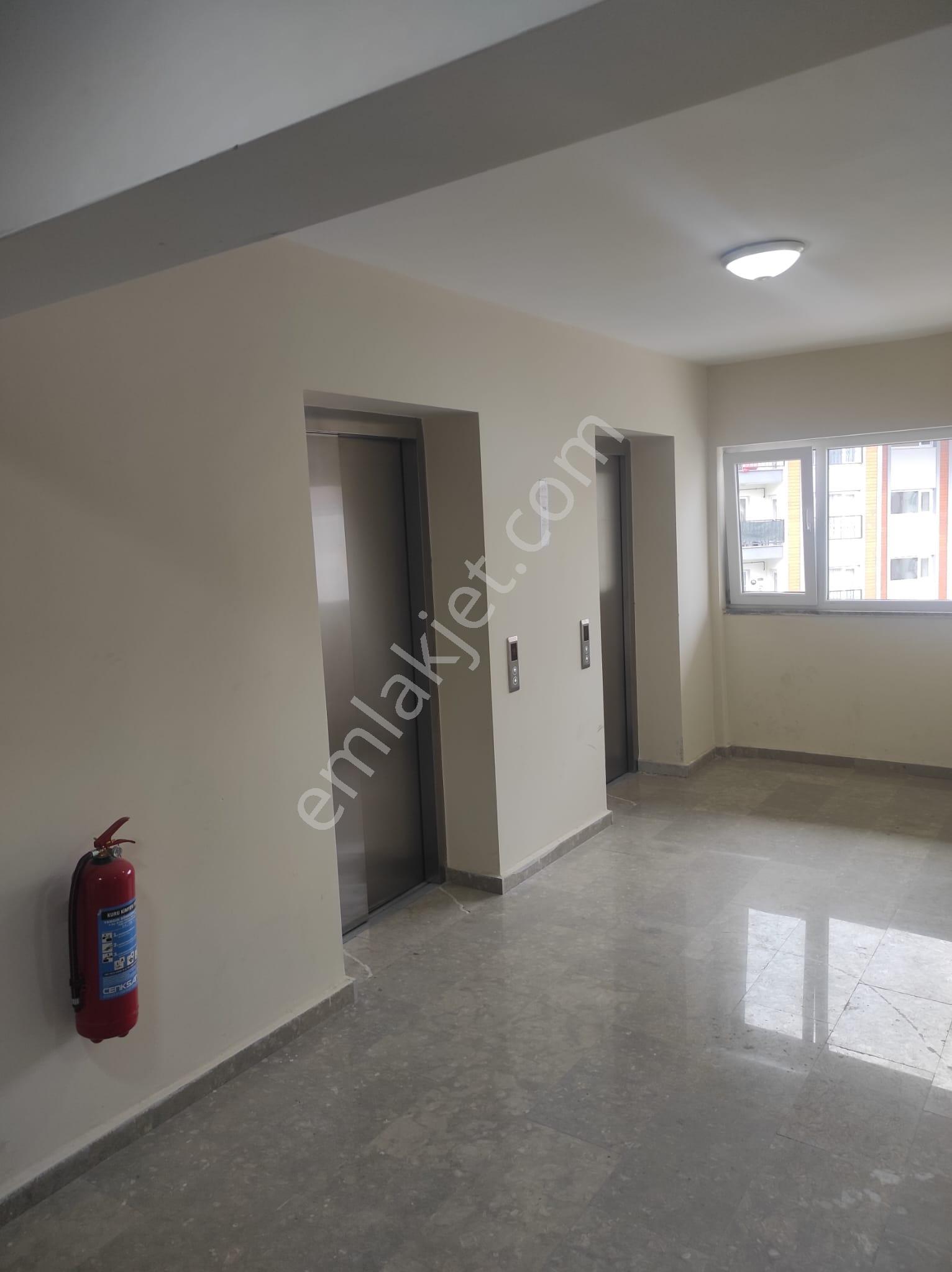 Turyap Kartepe Palastan Sağlık Kent Sitesinde Kiralık Daire - Görsel 15