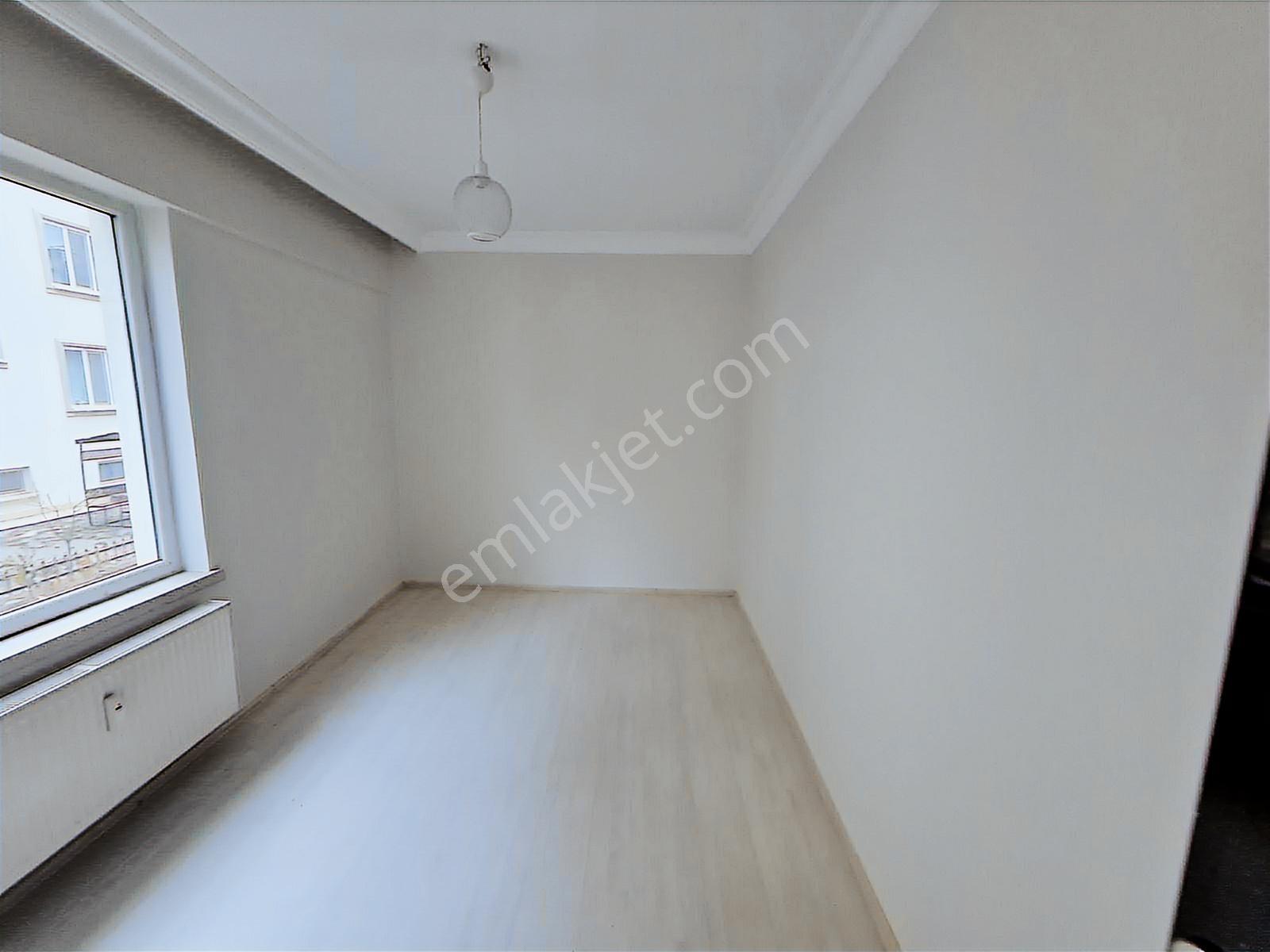 Sağlam Emlaktan Uydukent Selçukluda Kiralık Afjetli 4+1daire - Görsel 7