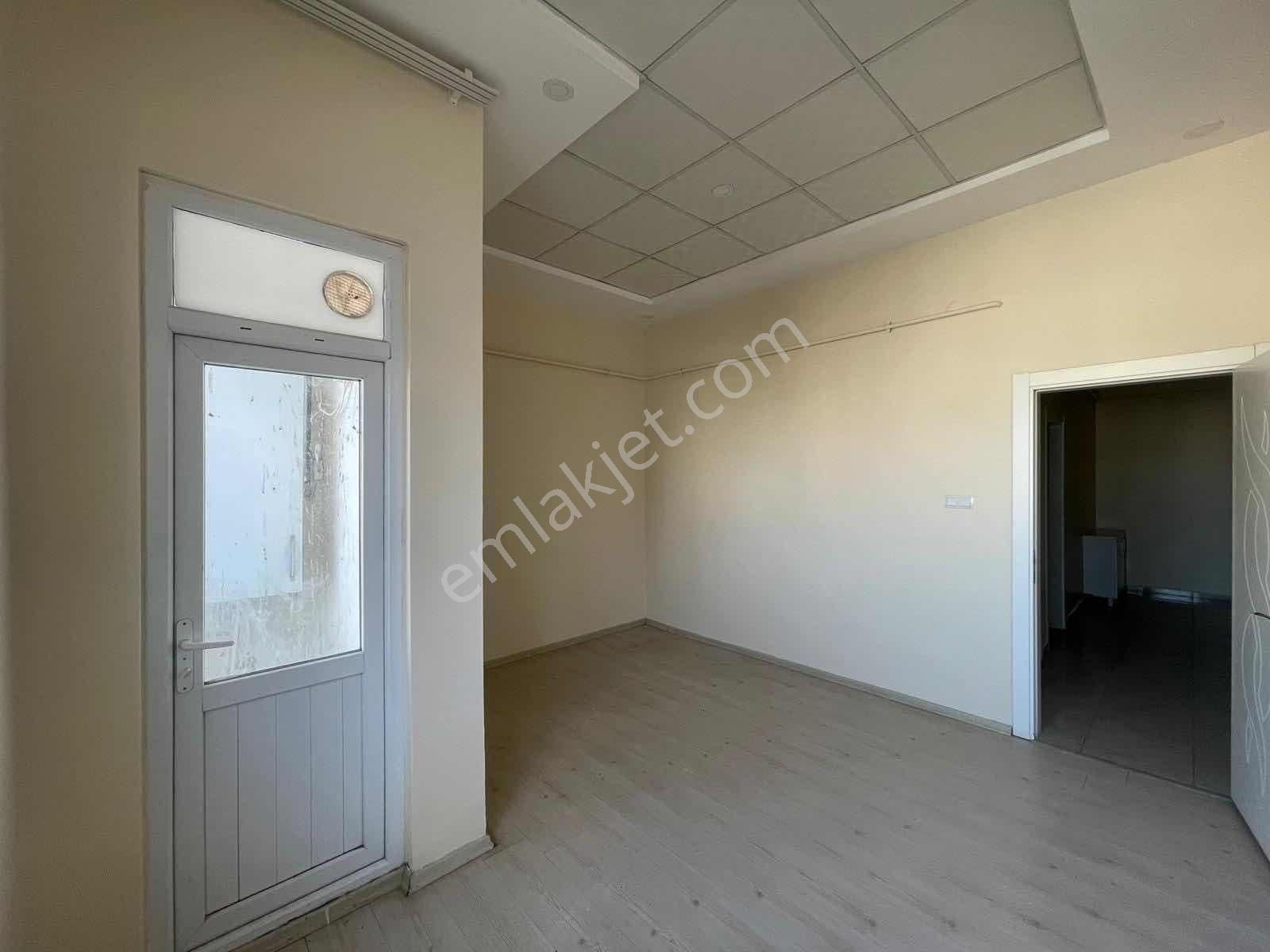 Ada Emlaktan Merkezi Konumda Geniş Ve Ferah 3+1 Satılık Daire - Görsel 15