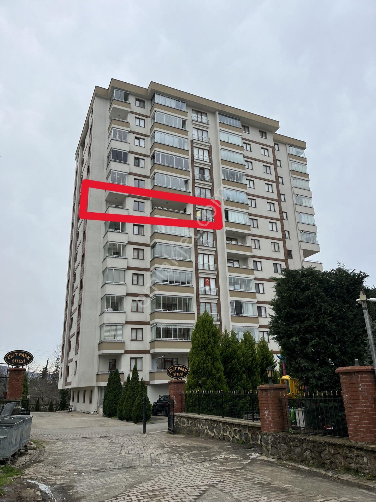 Vakfıkebir Merkezde 150 M2 3+1 Site İçinde Lüks Daire - Görsel 2