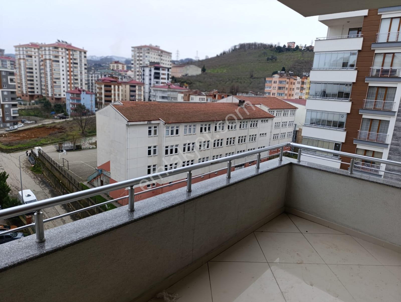 Vakfıkebir Merkezde 150 M2 3+1 Site İçinde Lüks Daire - Görsel 12