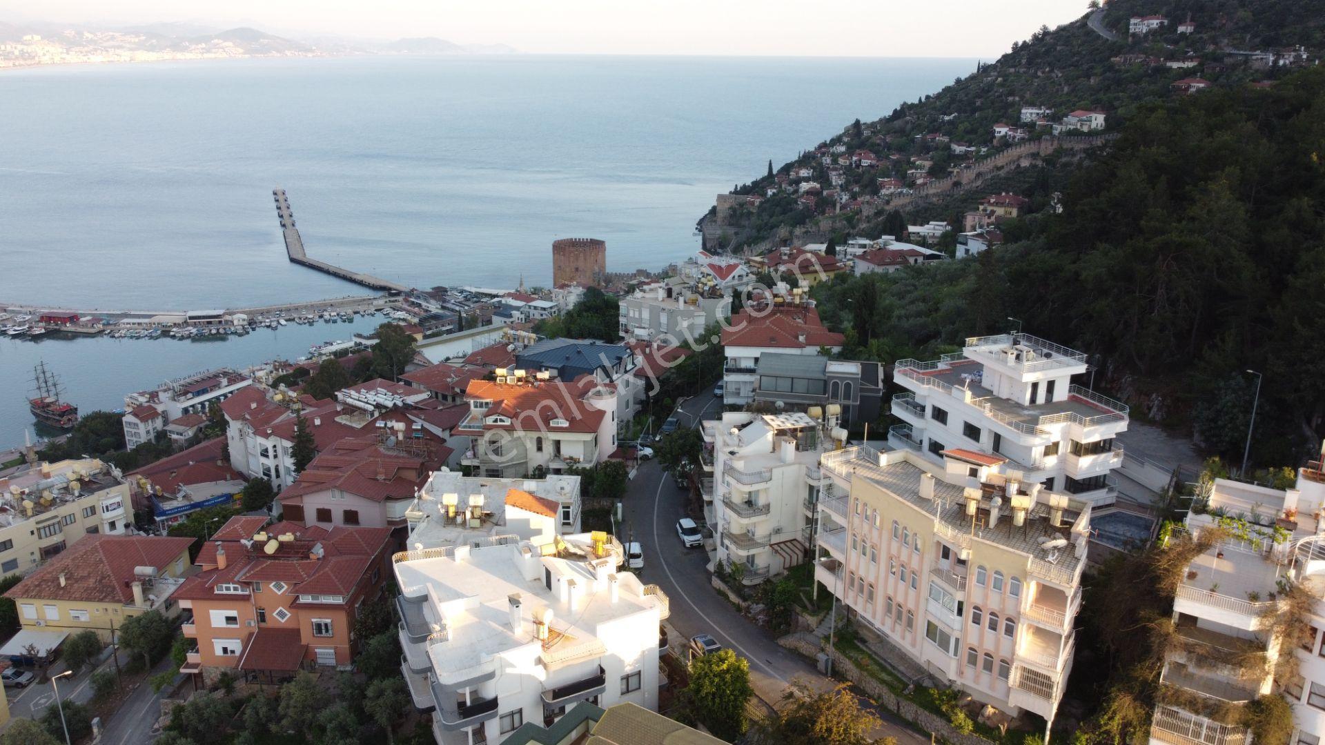 Alanya Çarşi Mahallesin’de Özel Bahçeli Geniş 1+1 Satılık Daire - Görsel 3